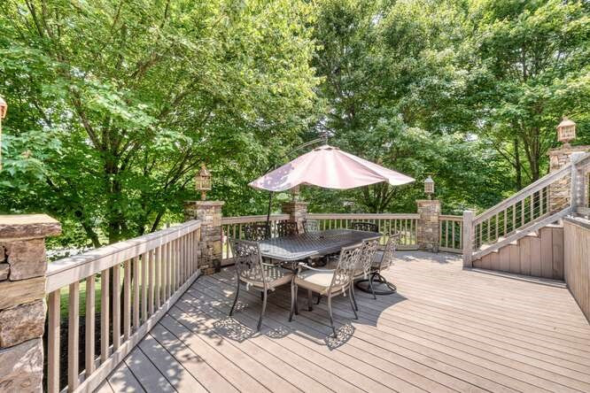 115 Dawsons Lane Property Photo 64