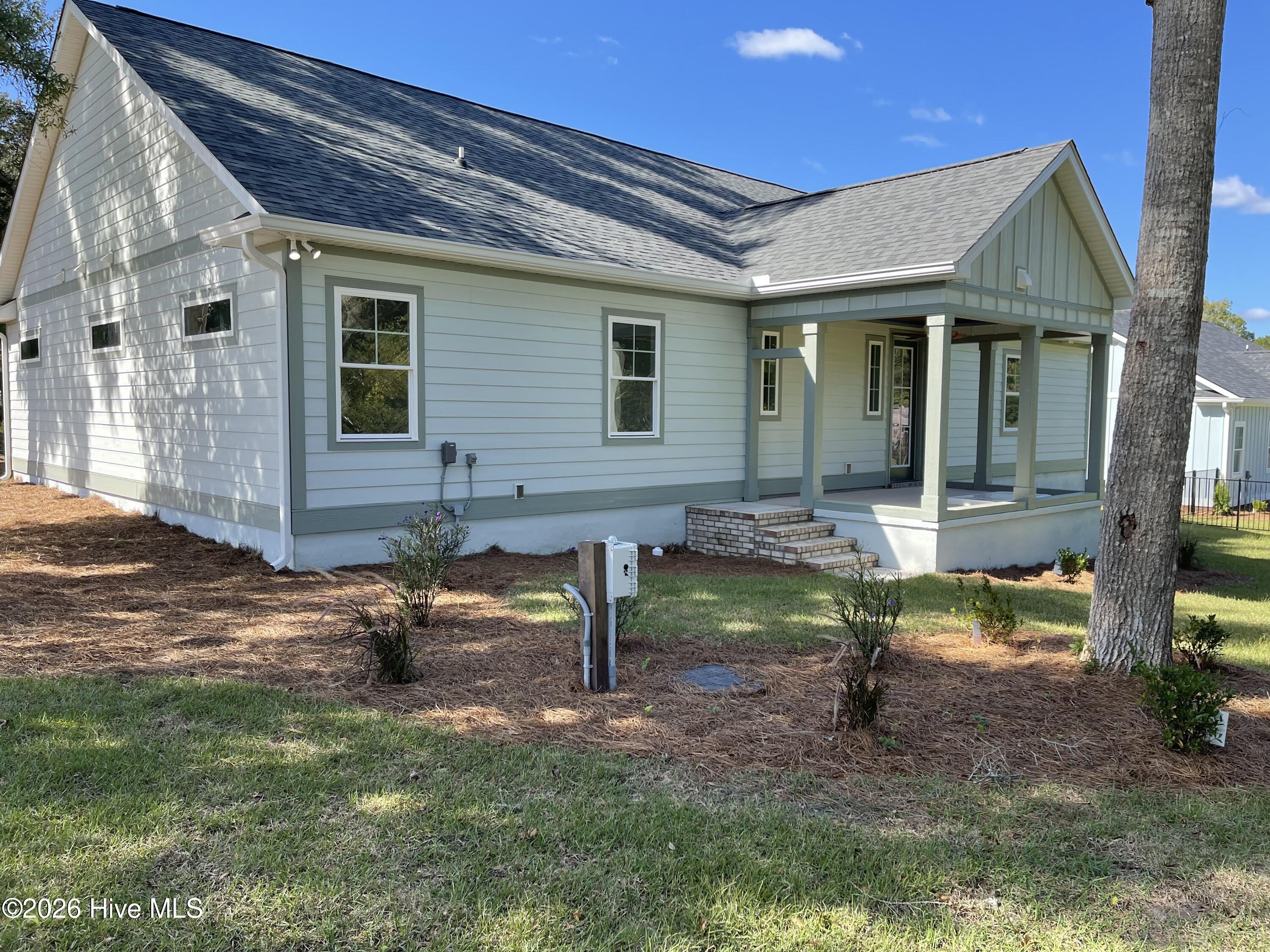 1848 Oak Harbour Drive Sw Property Photo 5