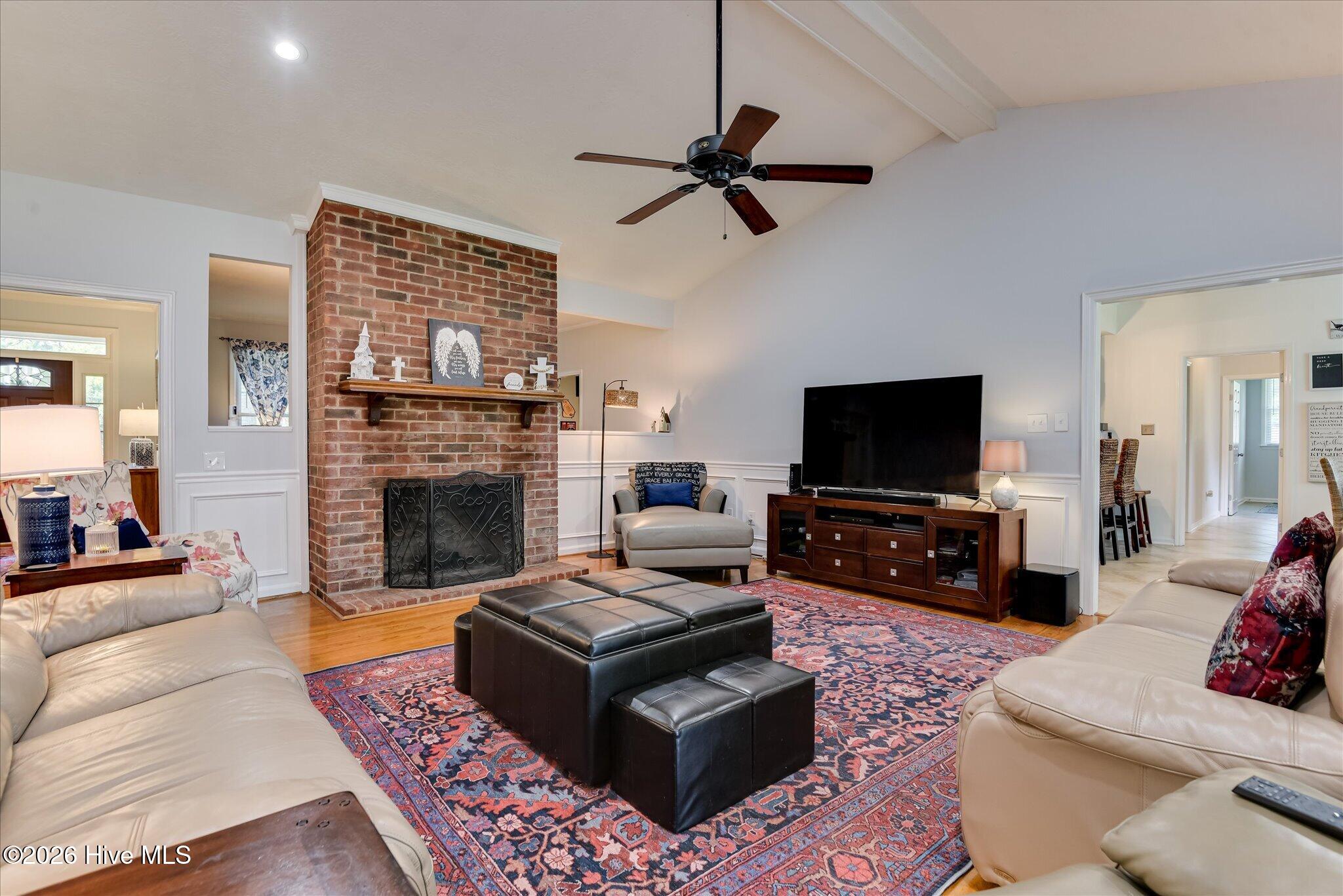 602 Branett Way Property Photo 15