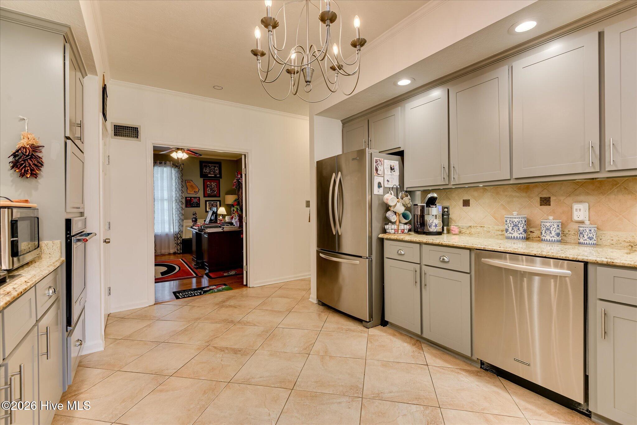 602 Branett Way Property Photo 22