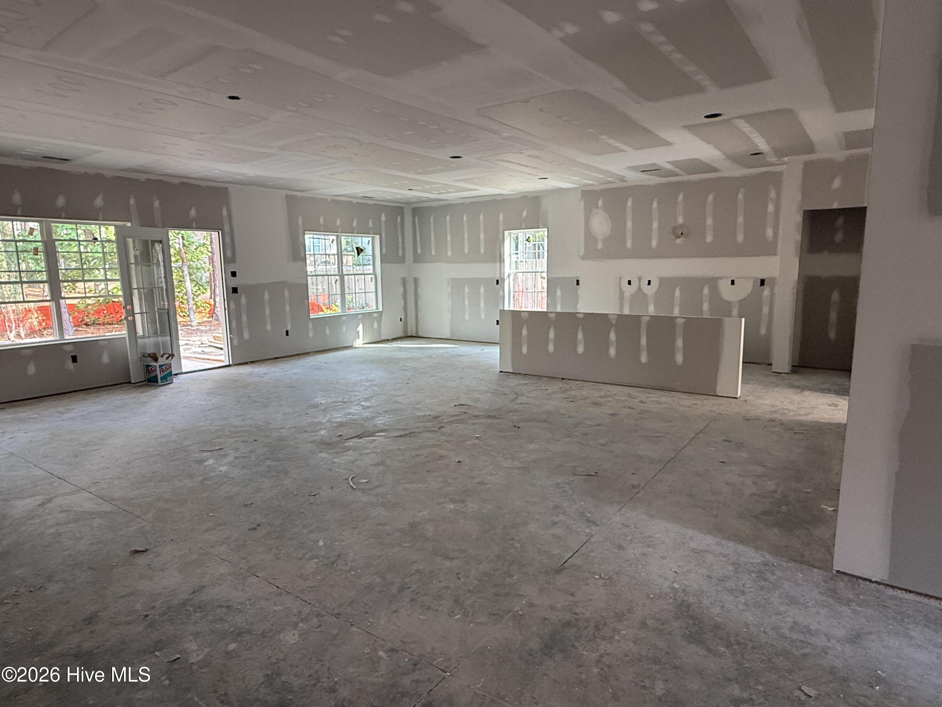 170 Spring Lake Drive Property Photo 5