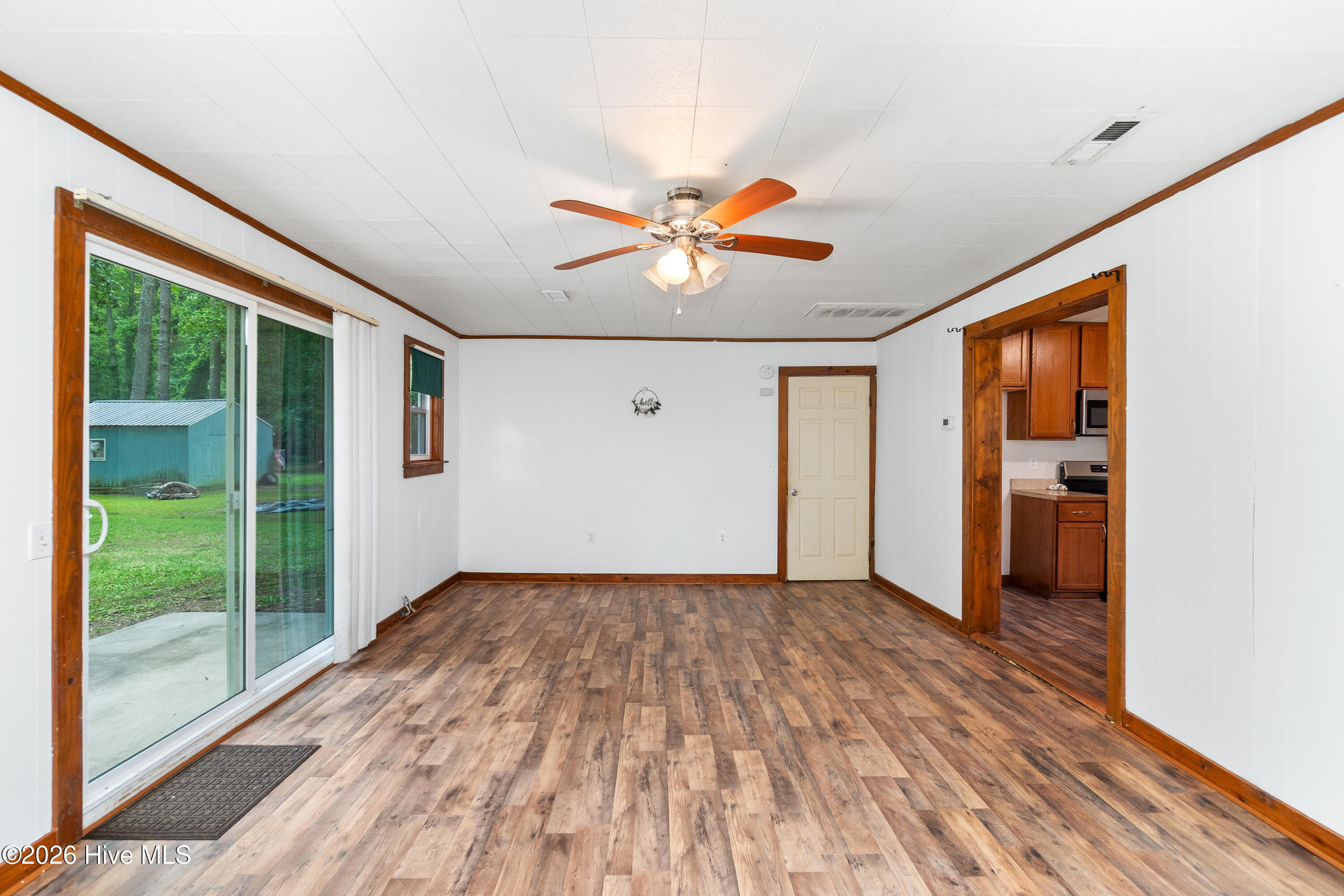 1815 W Main Ext Property Photo 6