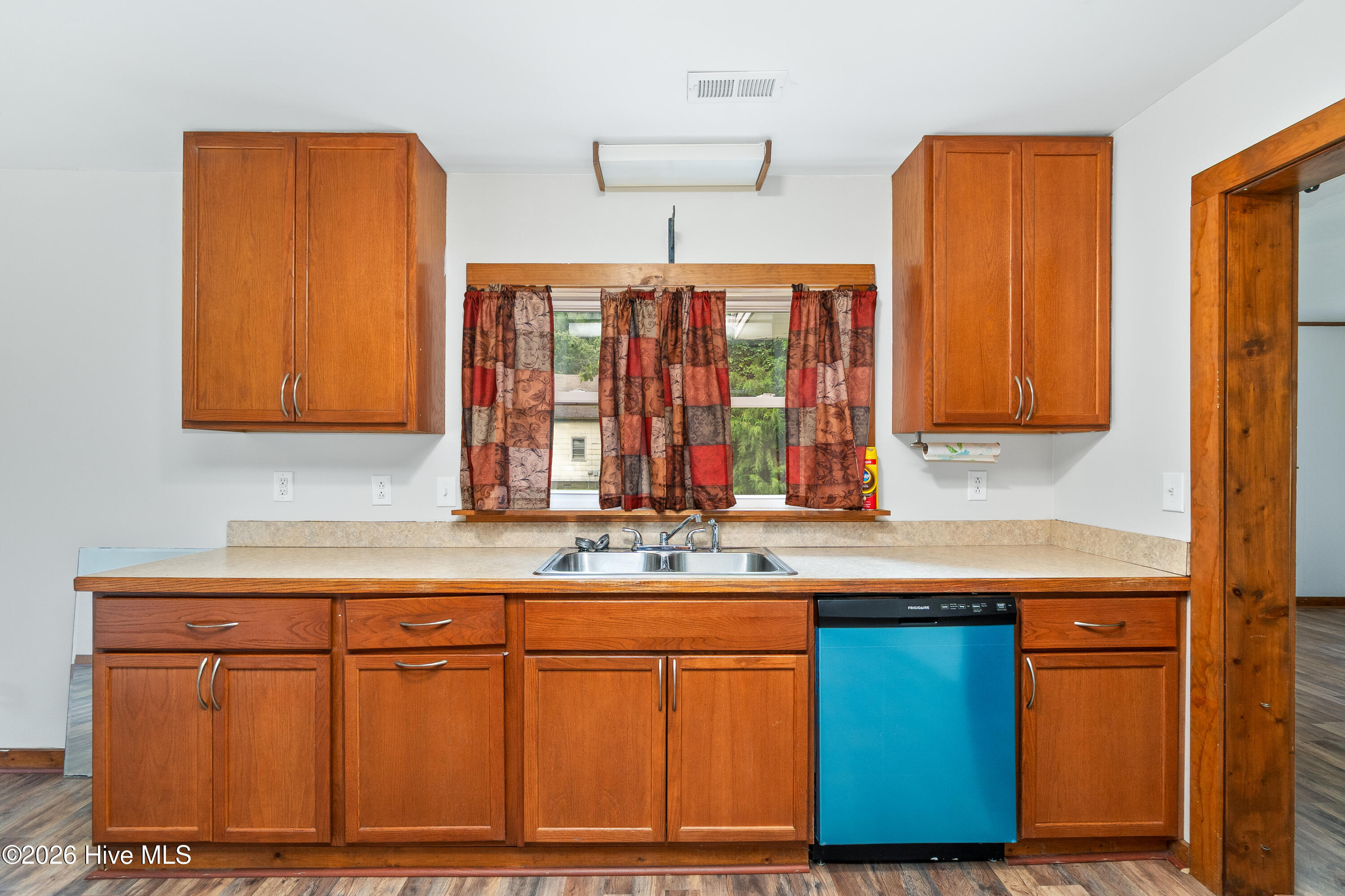 1815 W Main Ext Property Photo 9