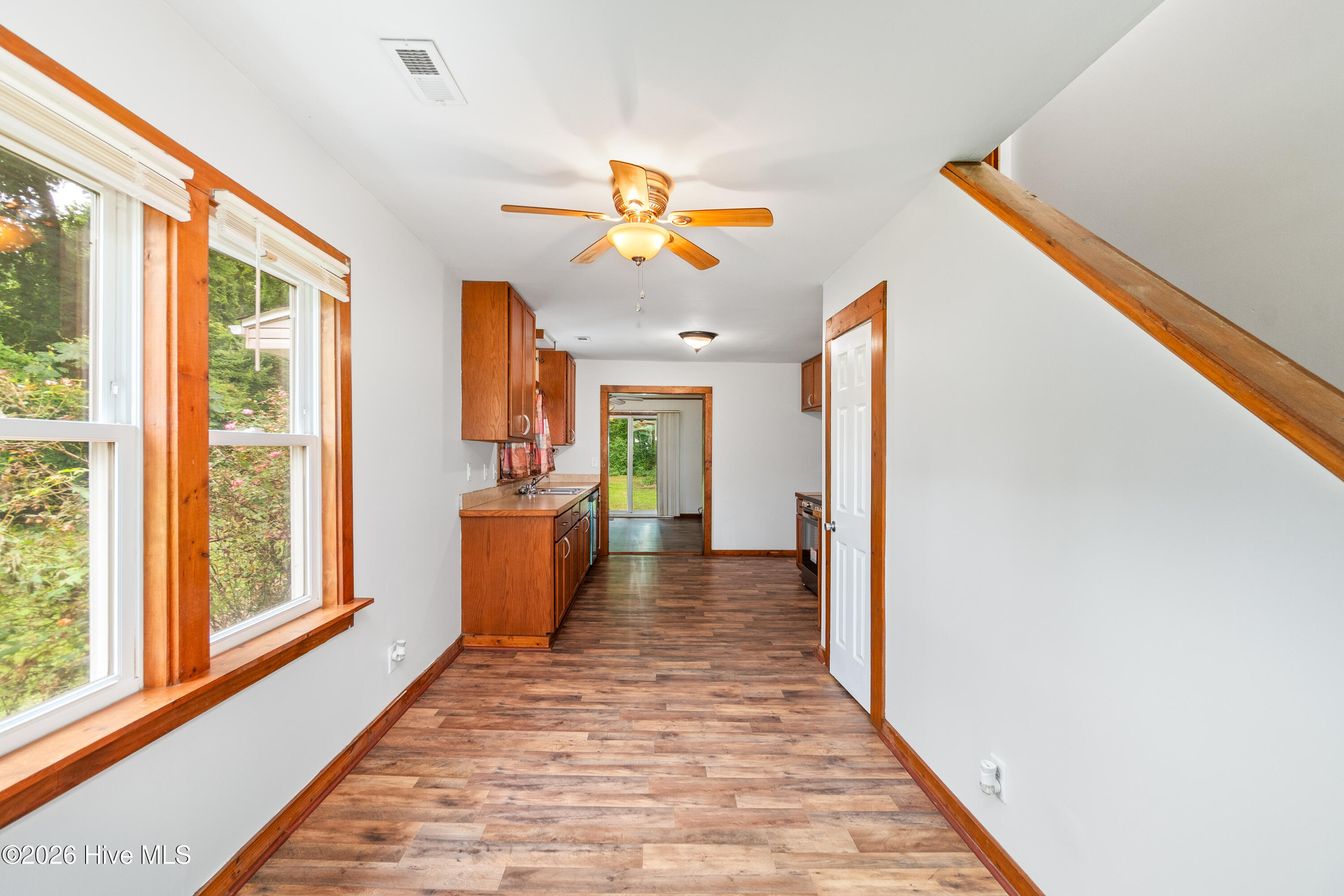 1815 W Main Ext Property Photo 14