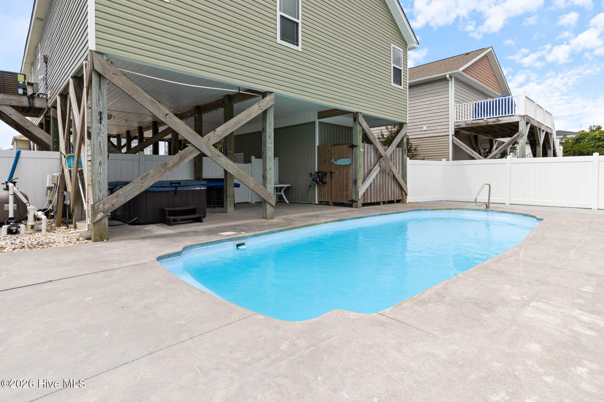 4012b E Dolphin Drive Property Photo 36