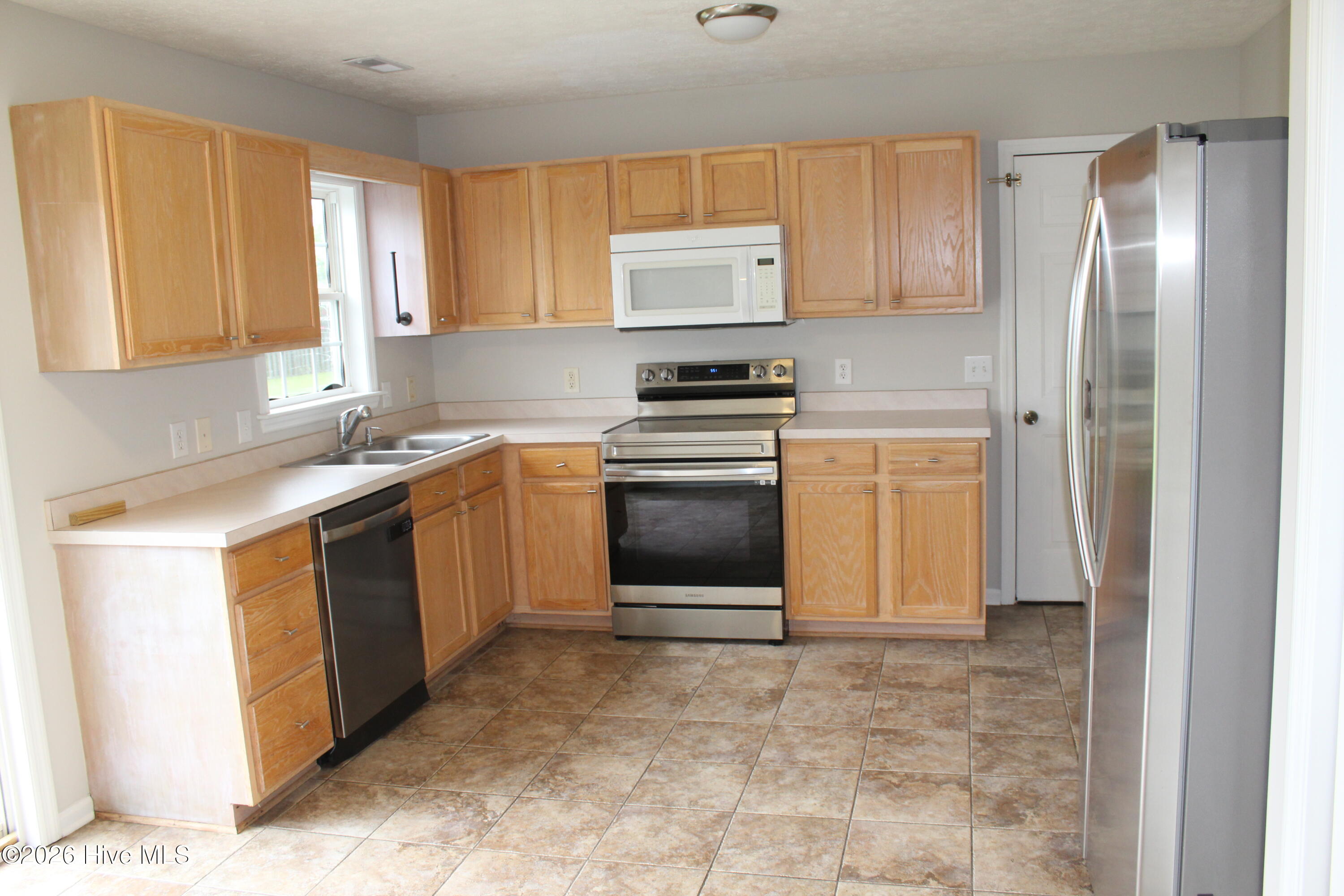 317 Foxhall Road Property Photo 6