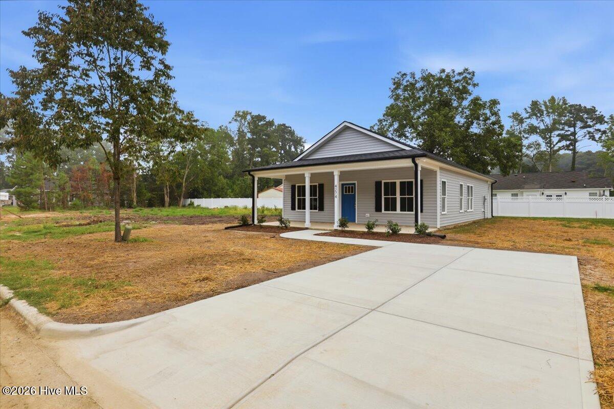 4274 Ellis Avenue Property Photo 3