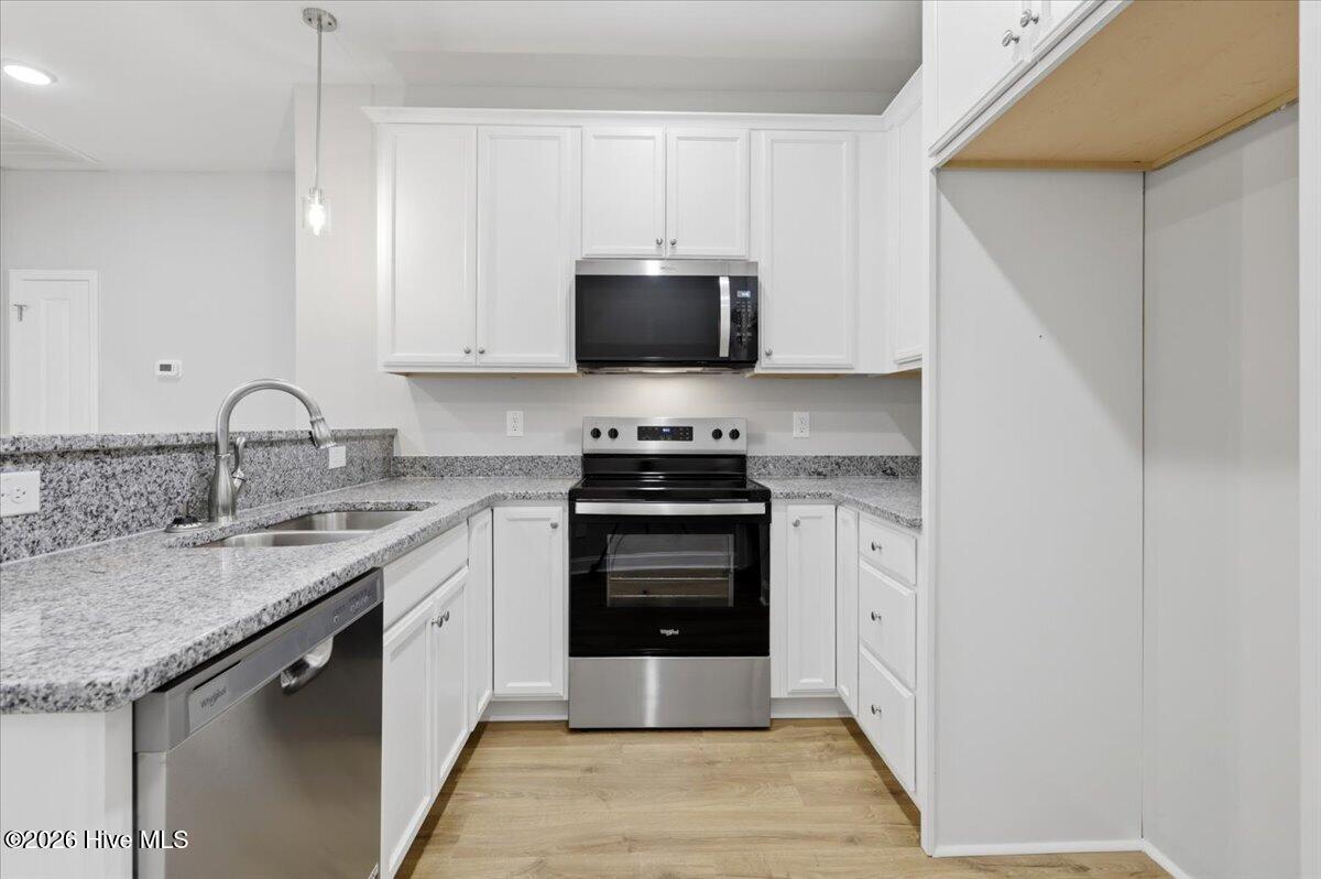 4274 Ellis Avenue Property Photo 4