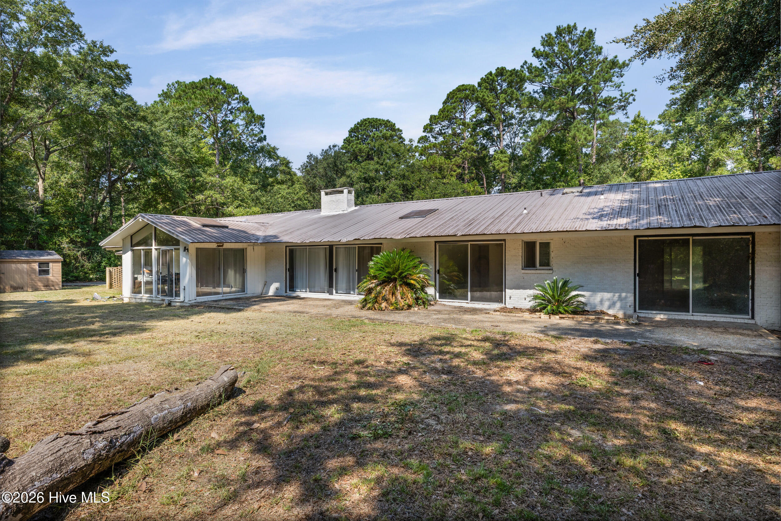 203 Helen Street Property Photo 25