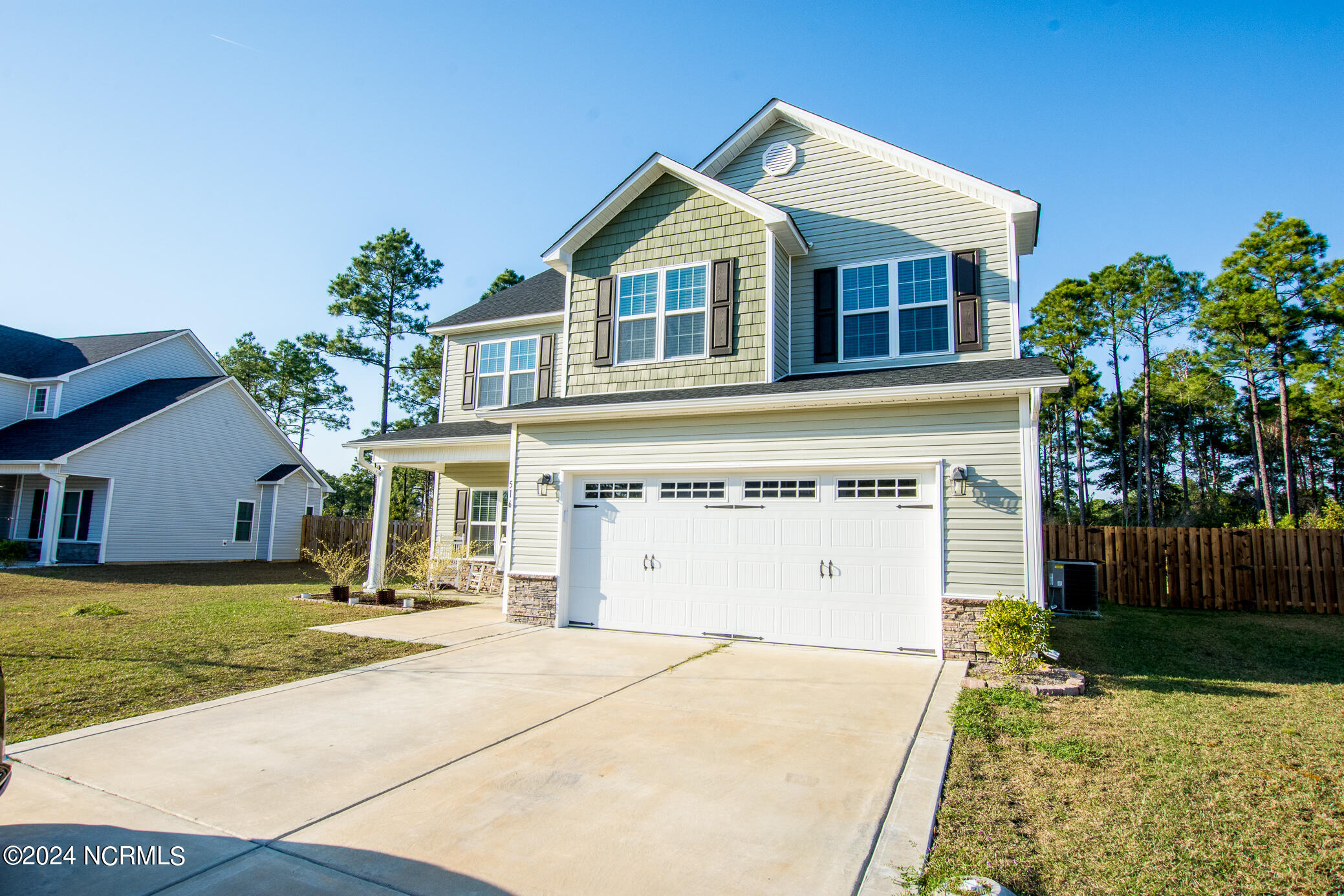 516 Transom Way Property Photo 3