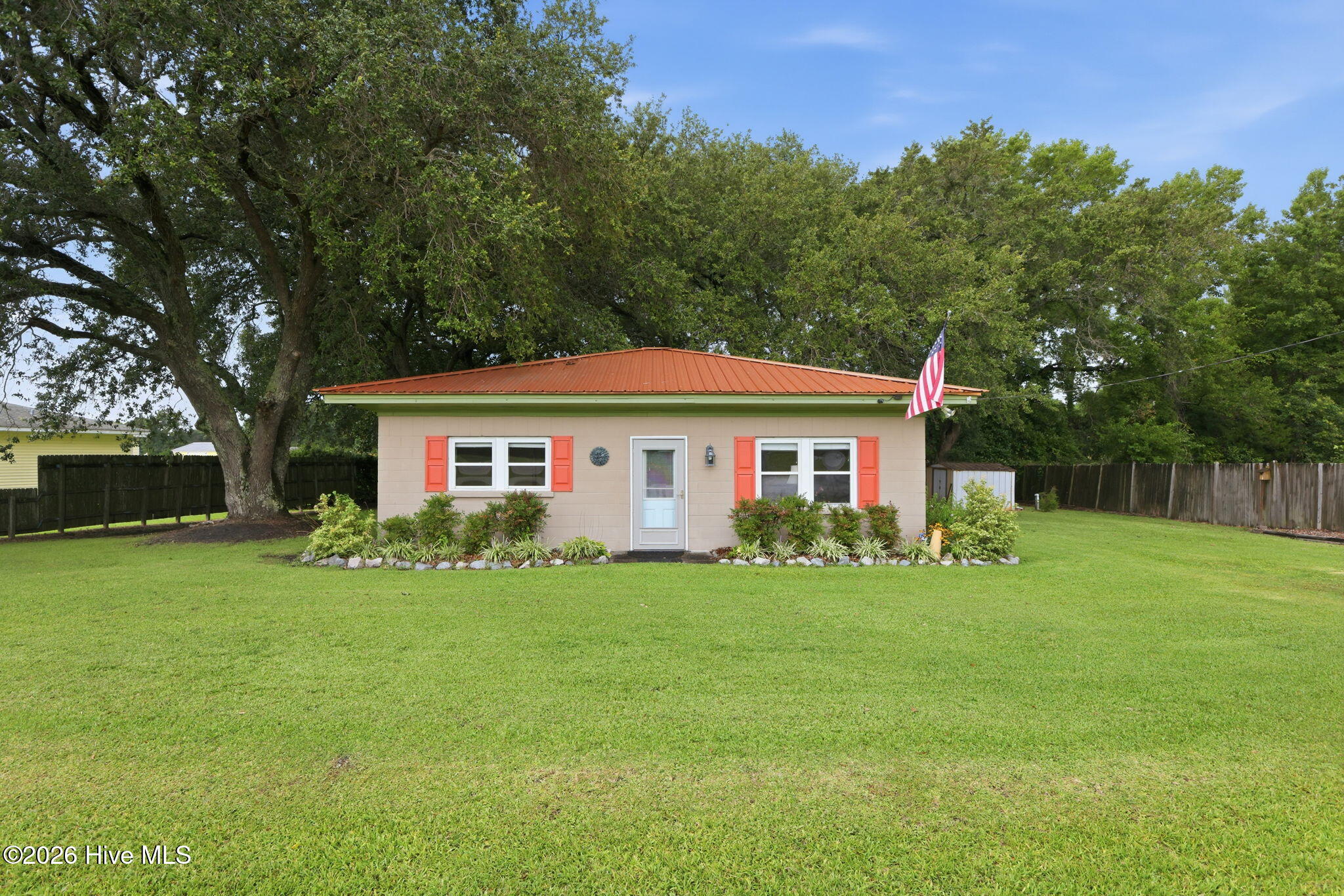 682 Tom Mann Road Property Photo 2