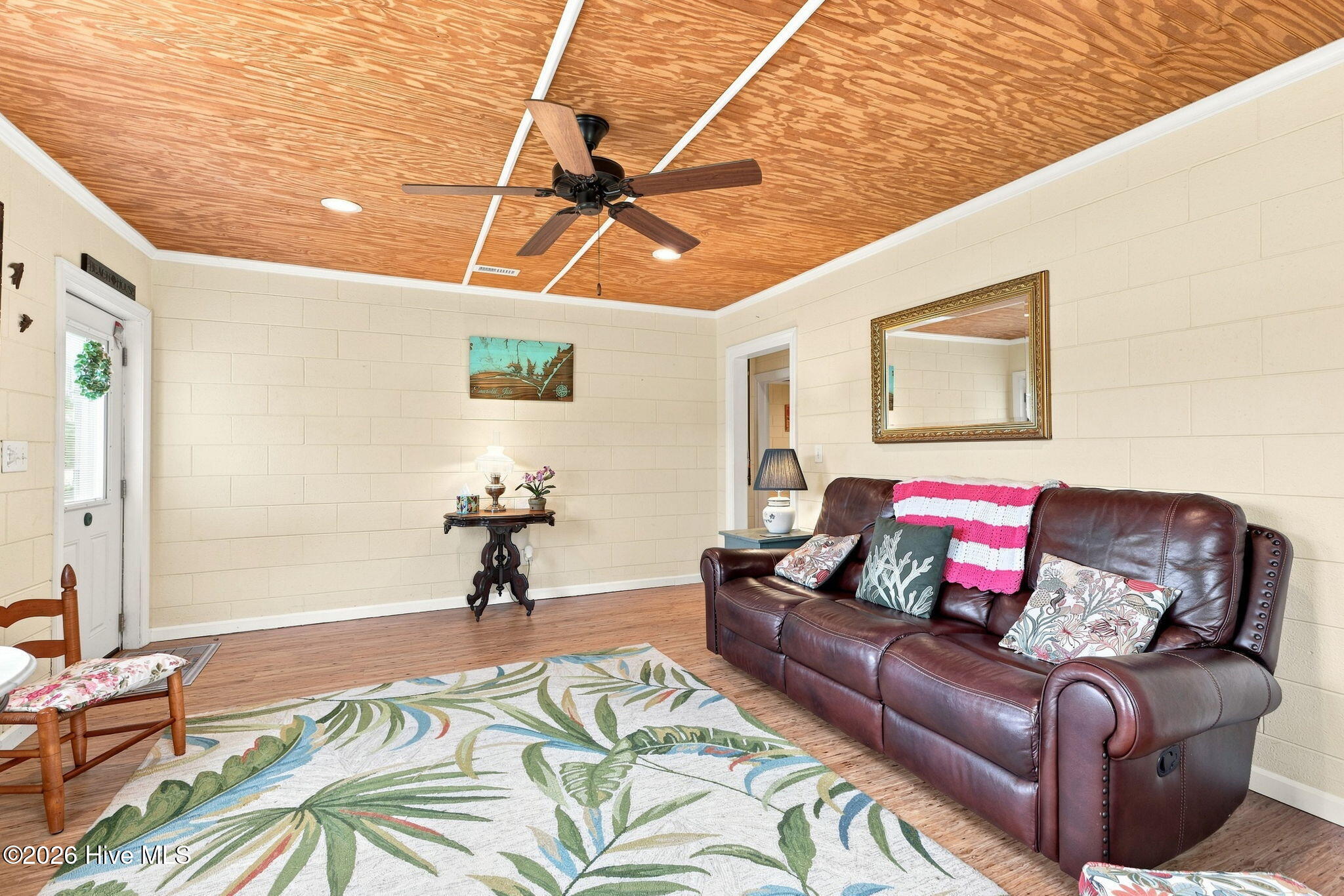 682 Tom Mann Road Property Photo 7