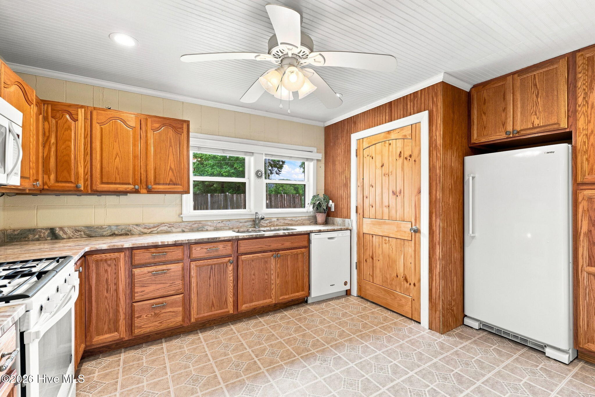 682 Tom Mann Road Property Photo 11