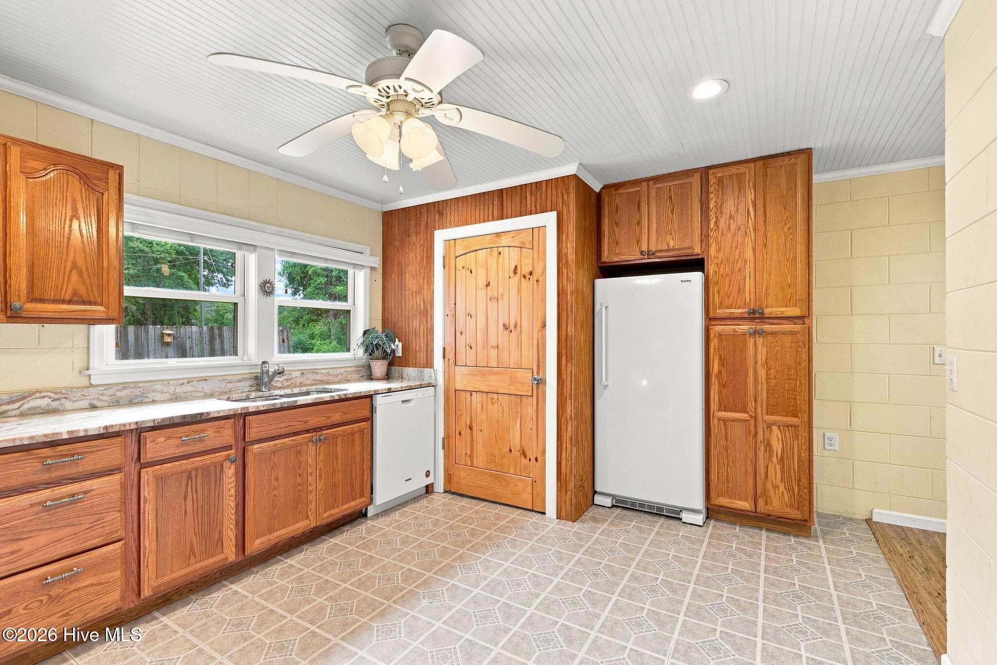 682 Tom Mann Road Property Photo 12