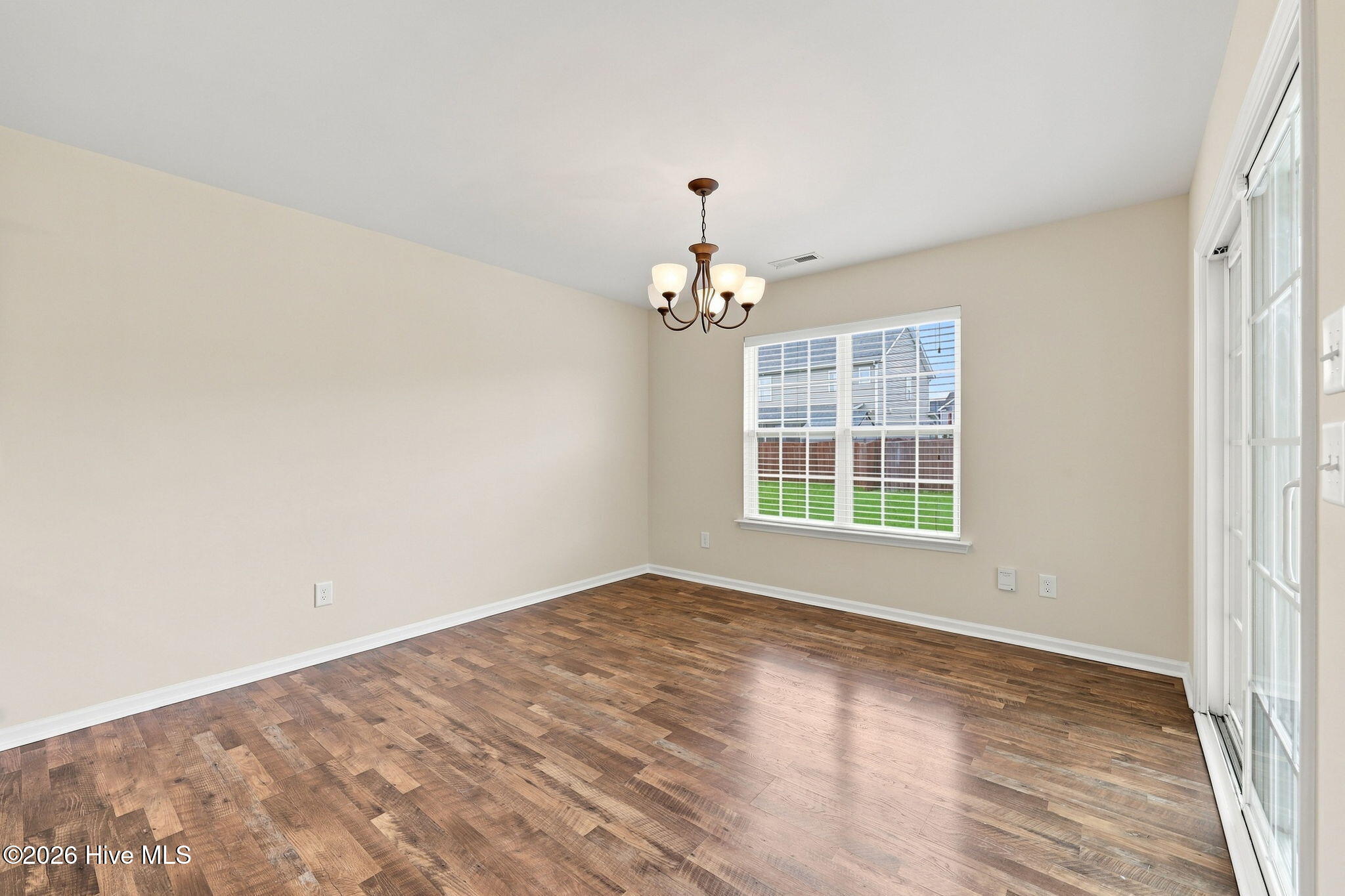 2652 Rhinestone Drive Property Photo 9