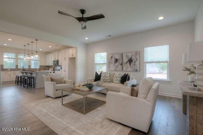 390 Lamer Loop 101 Property Photo 3