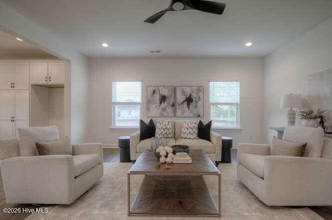 390 Lamer Loop 101 Property Photo 5