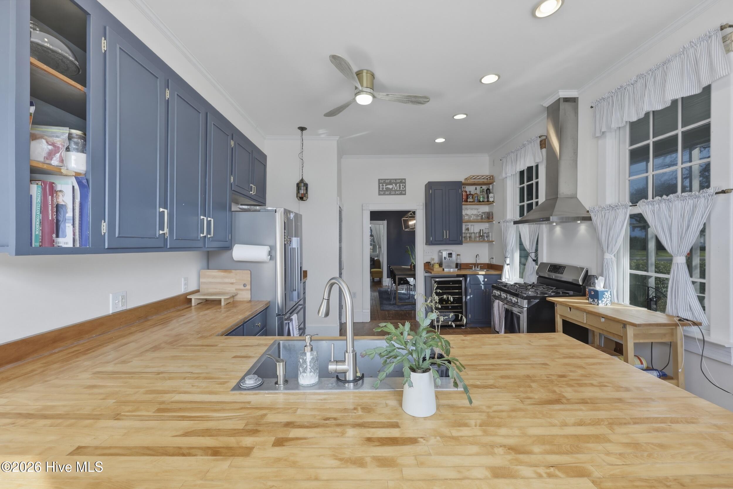 501 N Broad Street Property Photo 13
