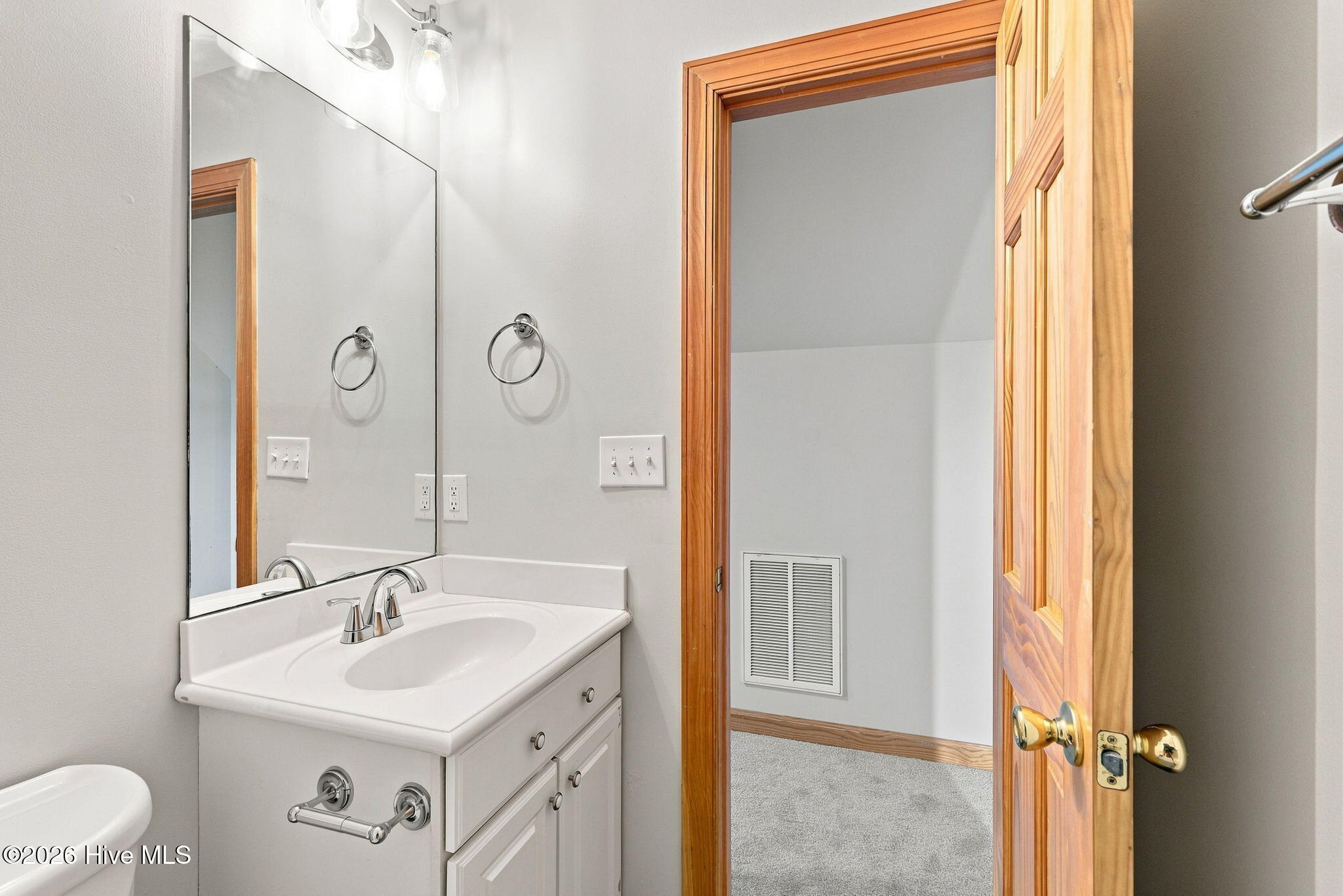311 Winding Woods Way Property Photo 32