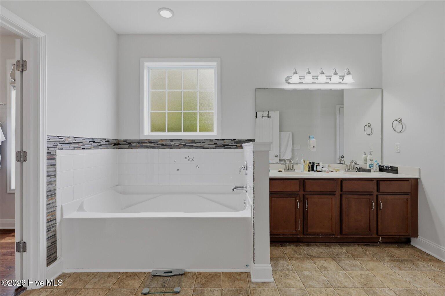 2057 Lapham Drive Property Photo 28