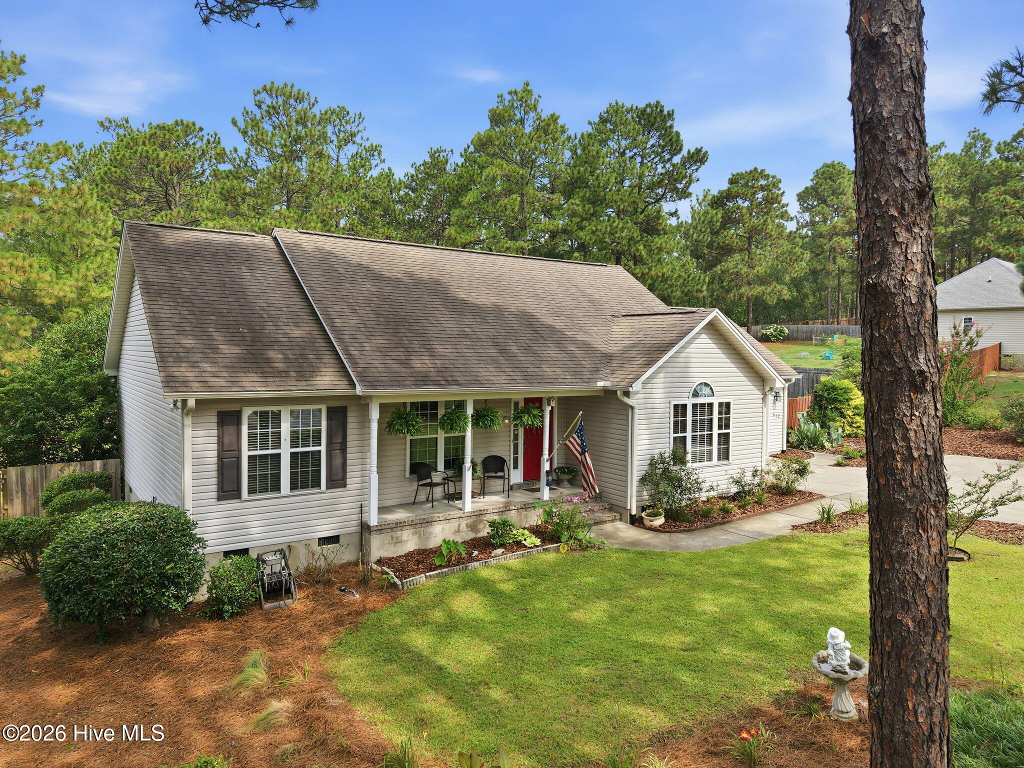 612 Seymour Street Property Photo 2