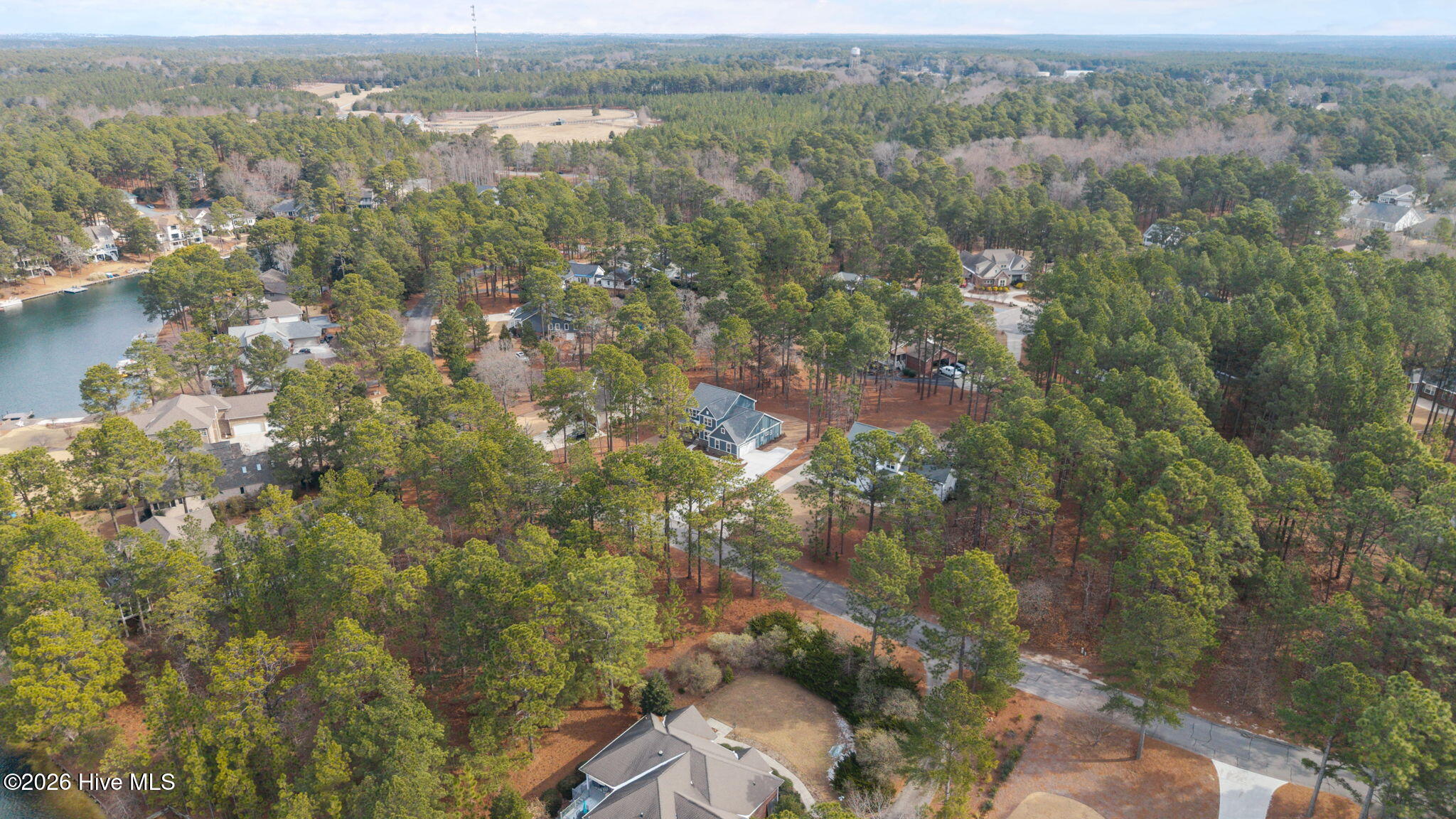 112 Callis Circle Property Photo 4