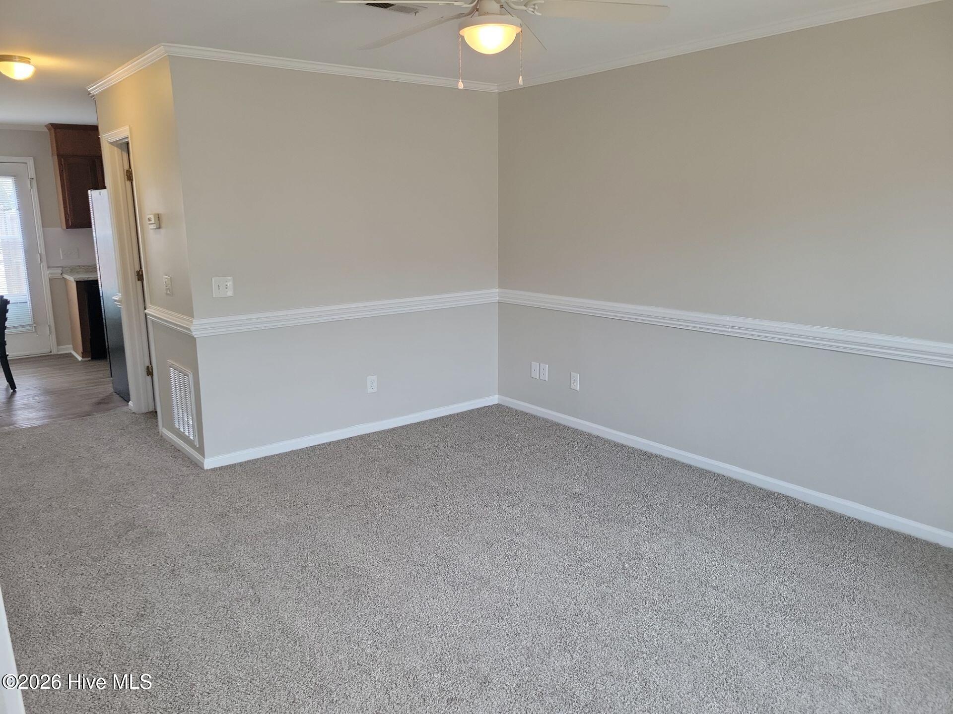 19 Upton Court Property Photo 6