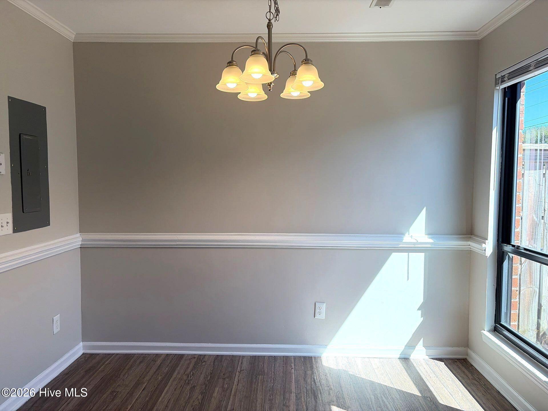 19 Upton Court Property Photo 9