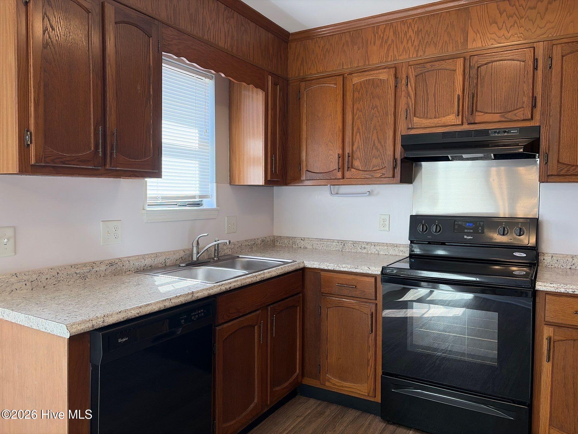 19 Upton Court Property Photo 10