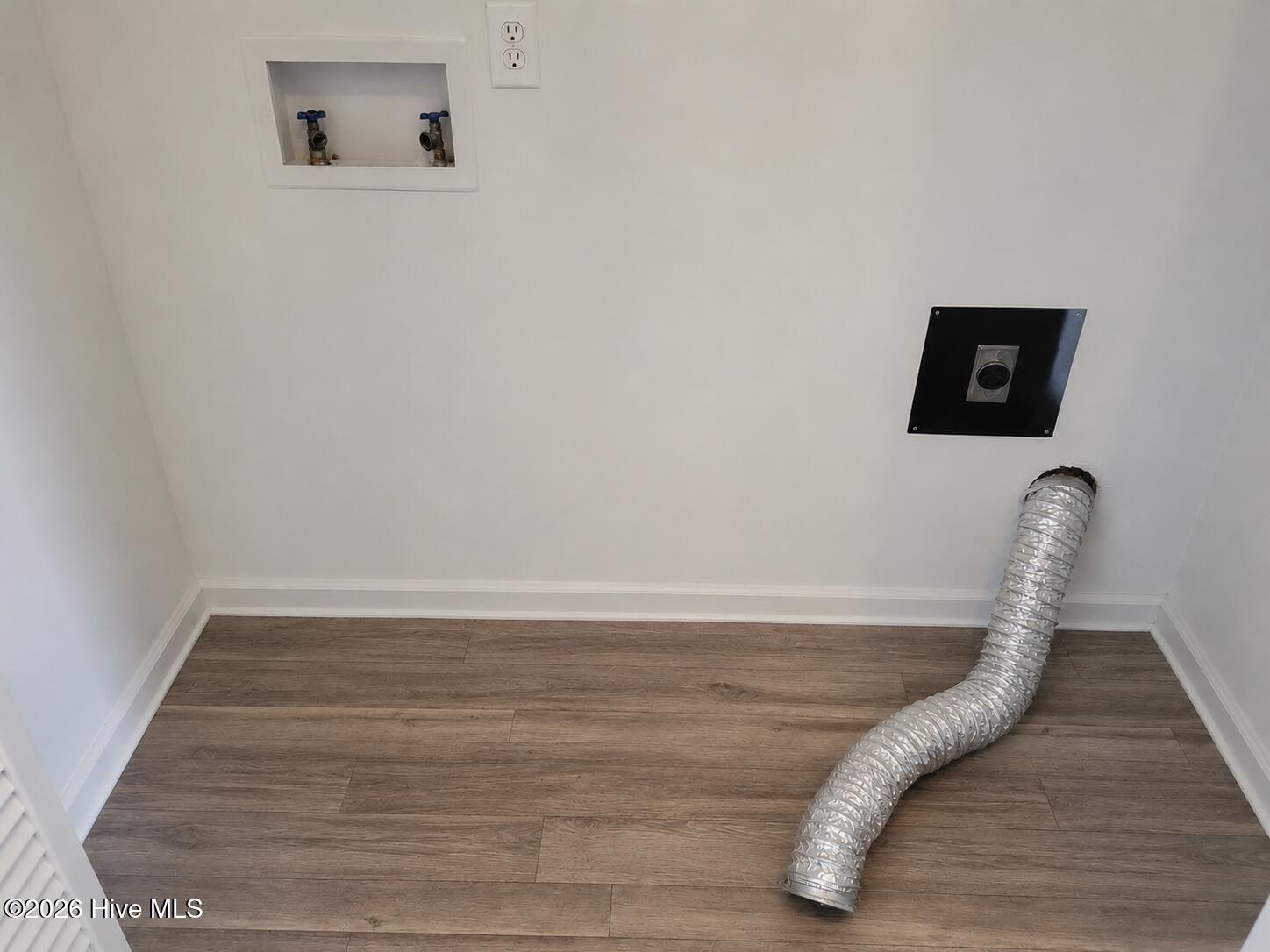 19 Upton Court Property Photo 14
