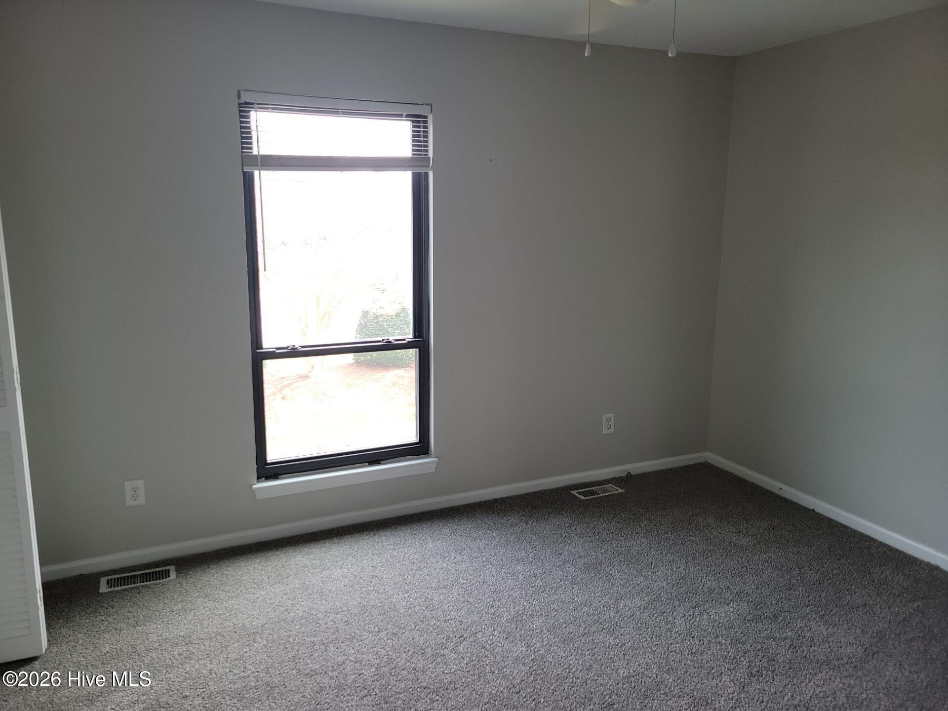 19 Upton Court Property Photo 16