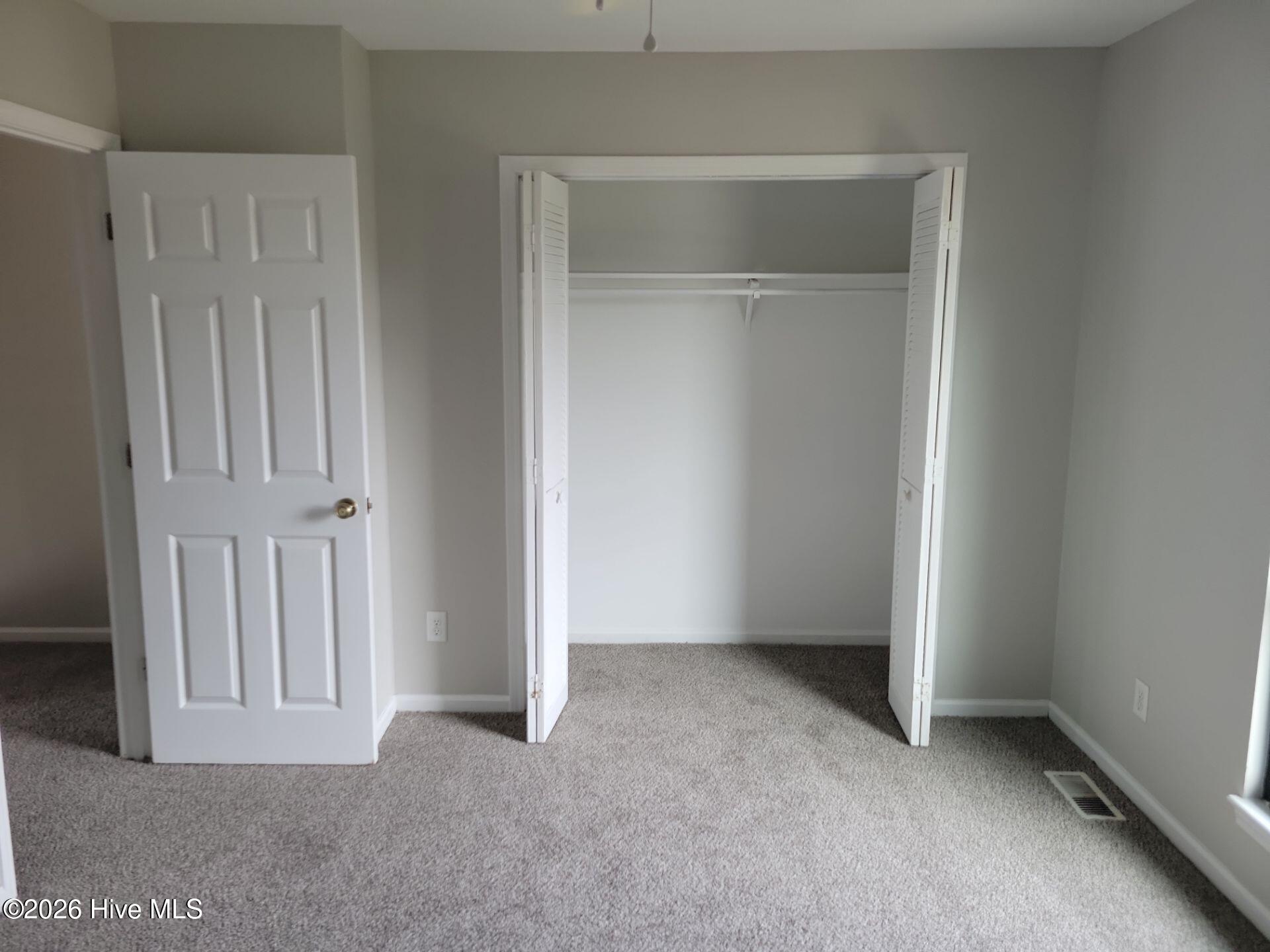 19 Upton Court Property Photo 17