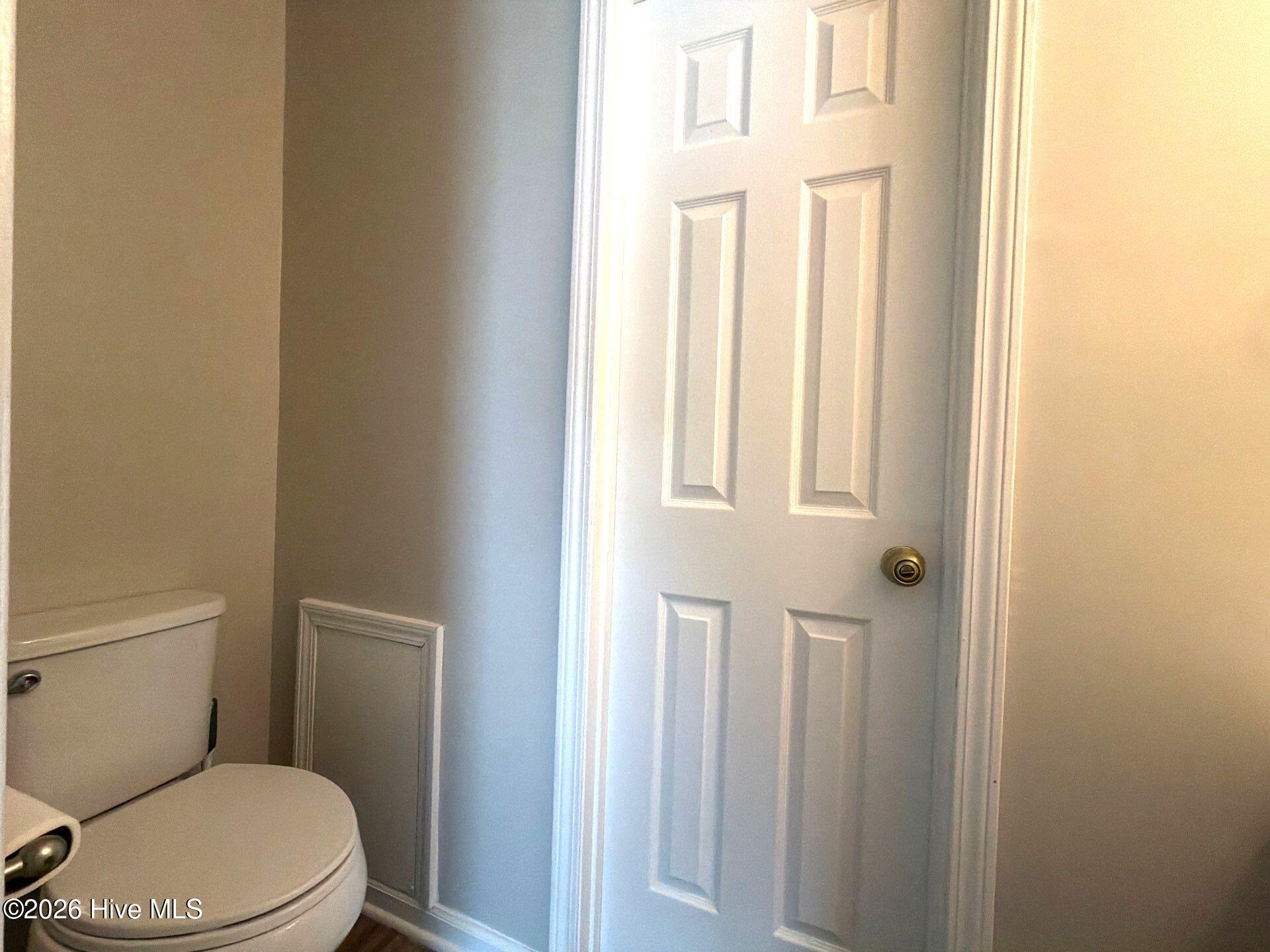 19 Upton Court Property Photo 21