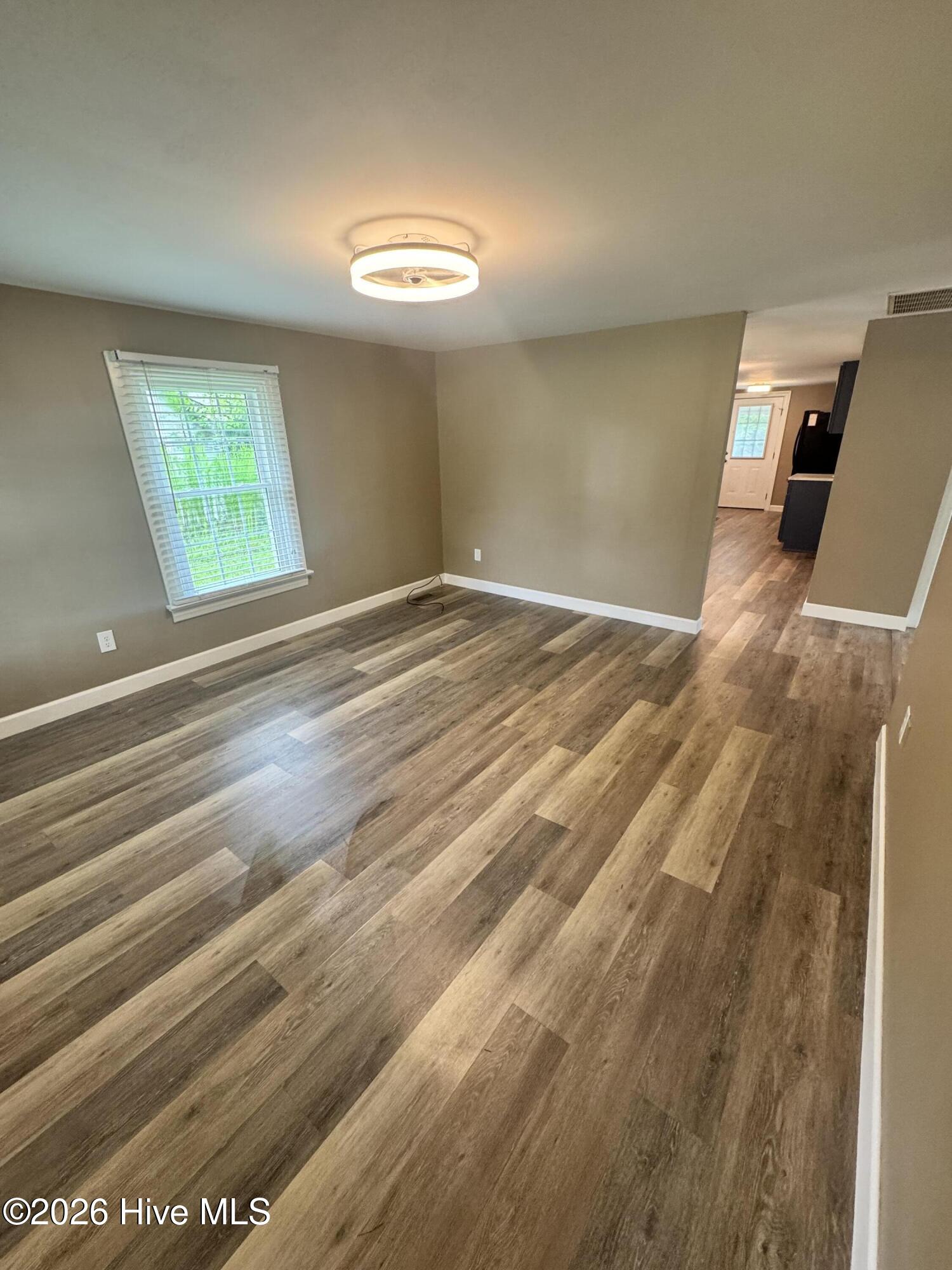 8104 Rogers Street Property Photo 6