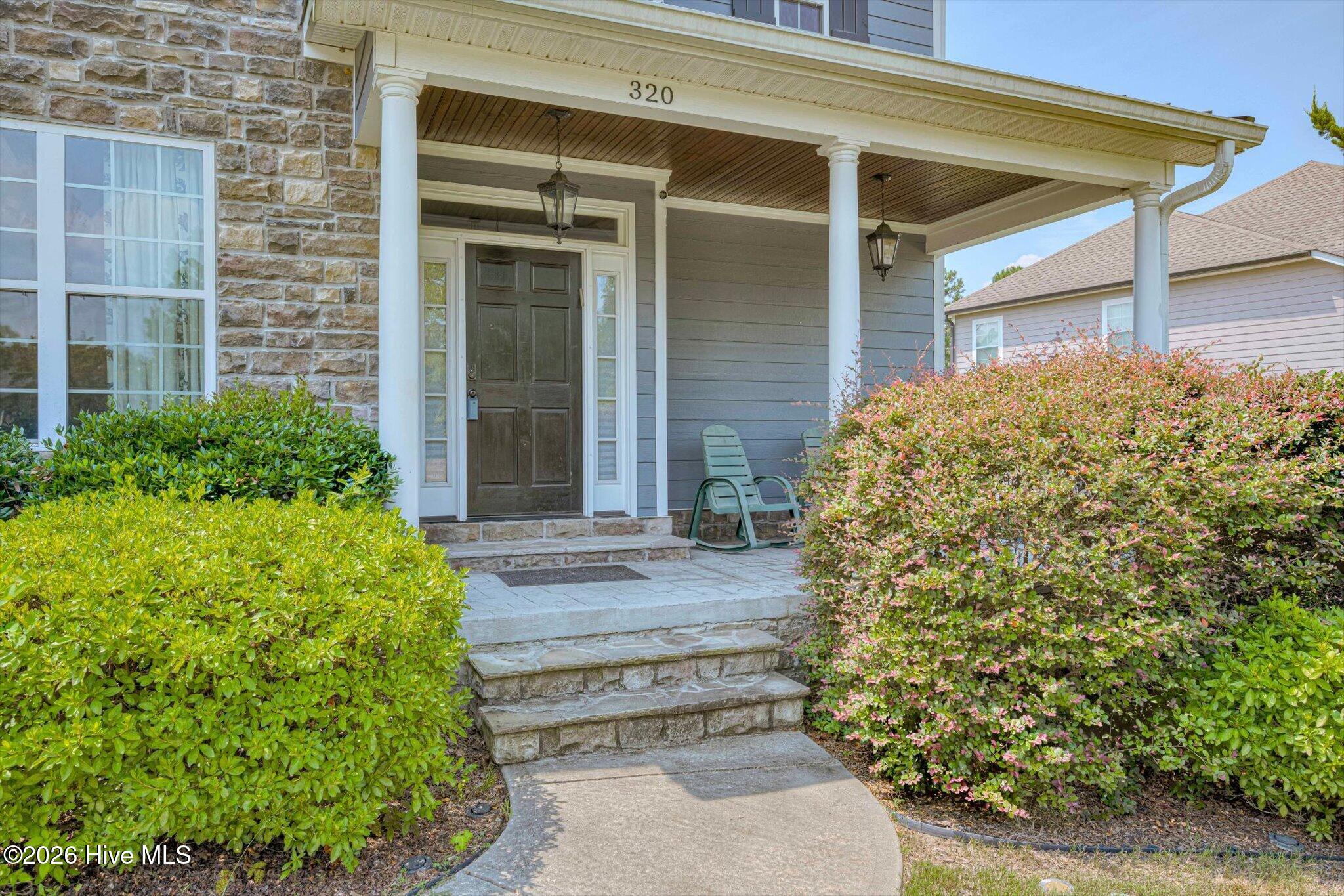 320 Kirkwood Drive Property Photo 4