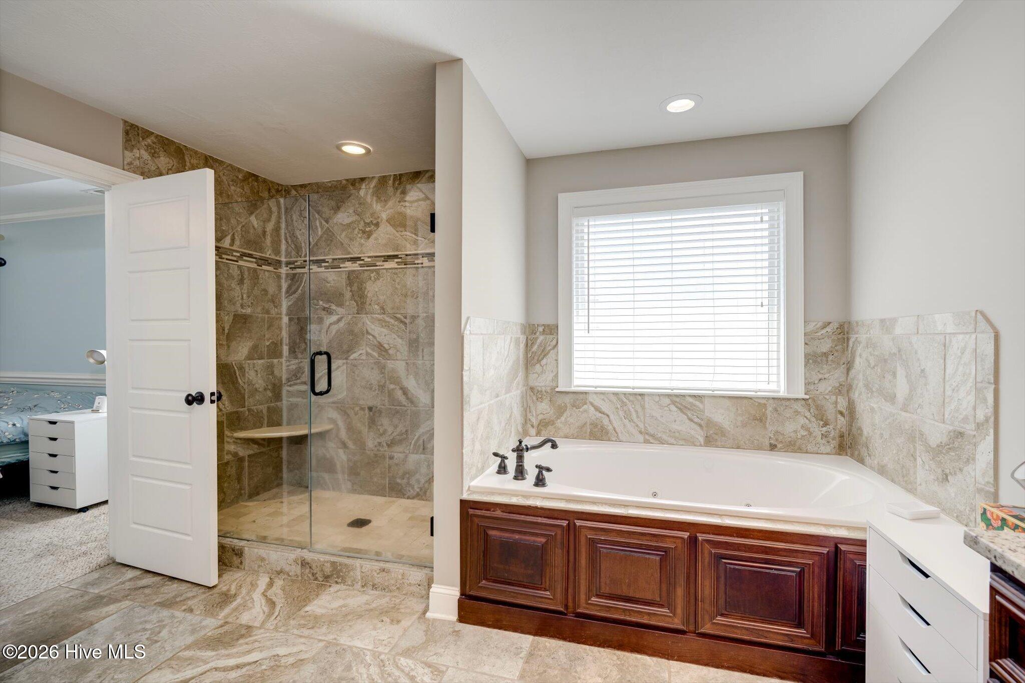 320 Kirkwood Drive Property Photo 27