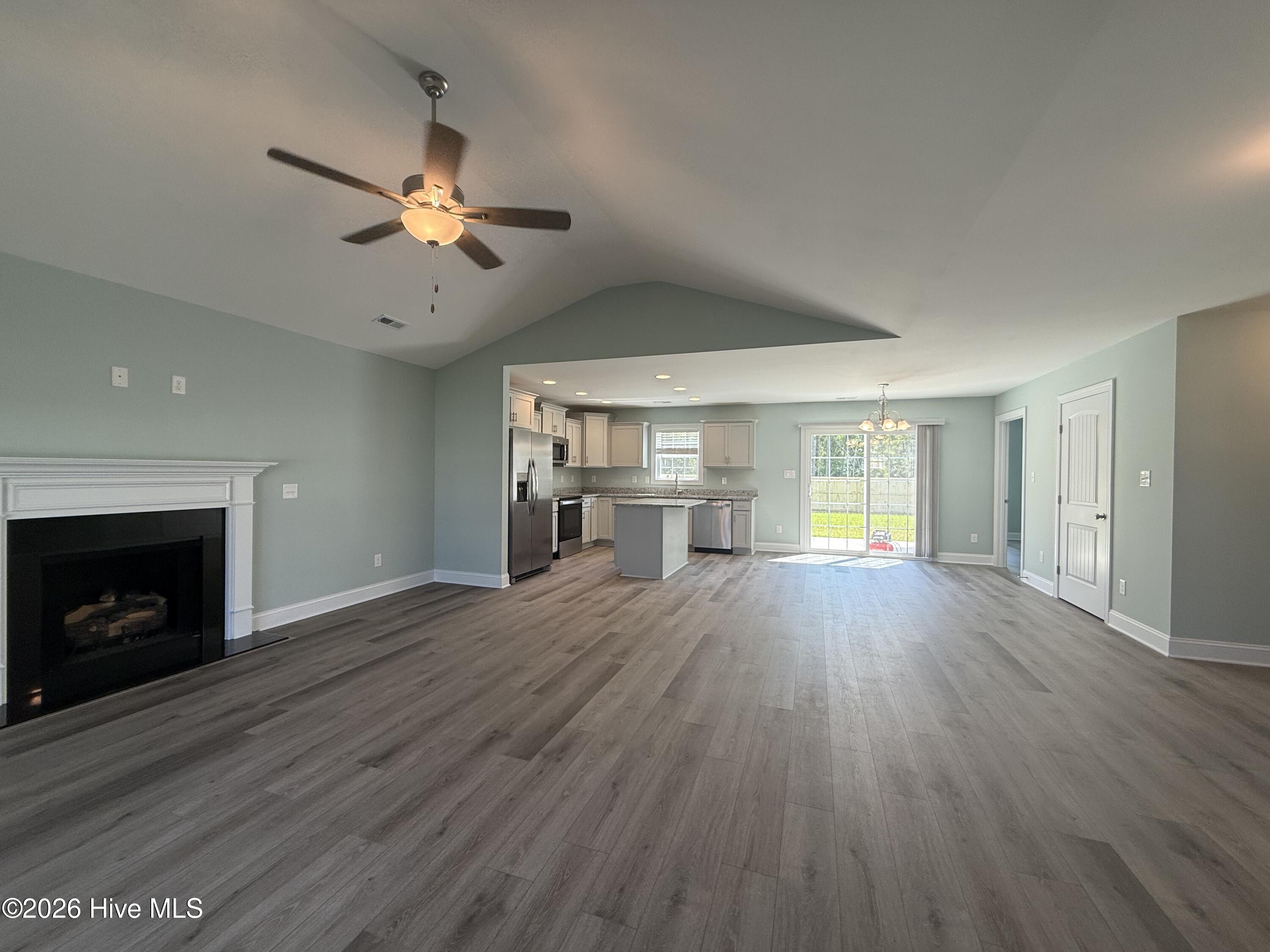 1019 Croaker Court Property Photo 7