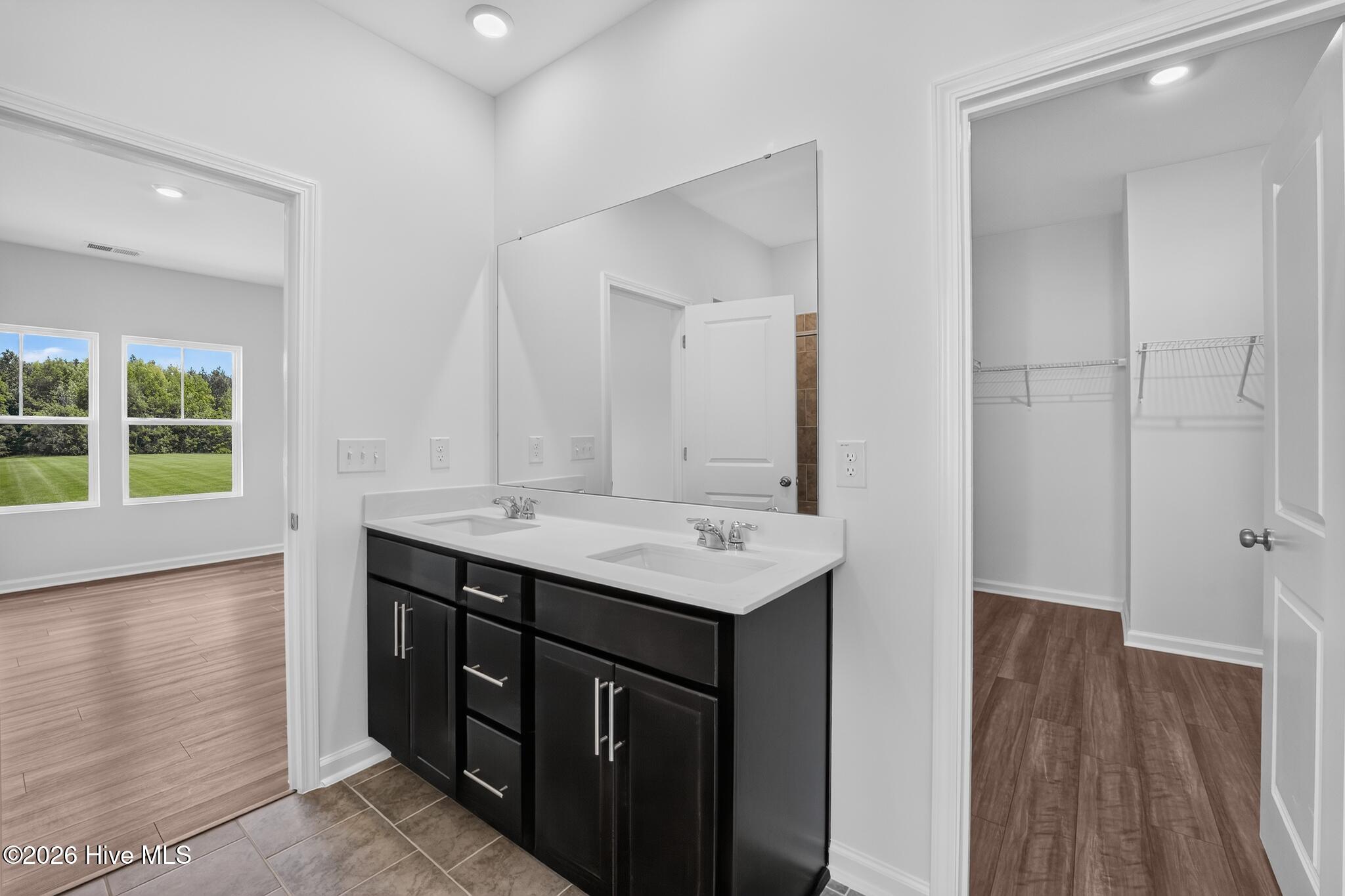 102 Marco Street Property Photo 11