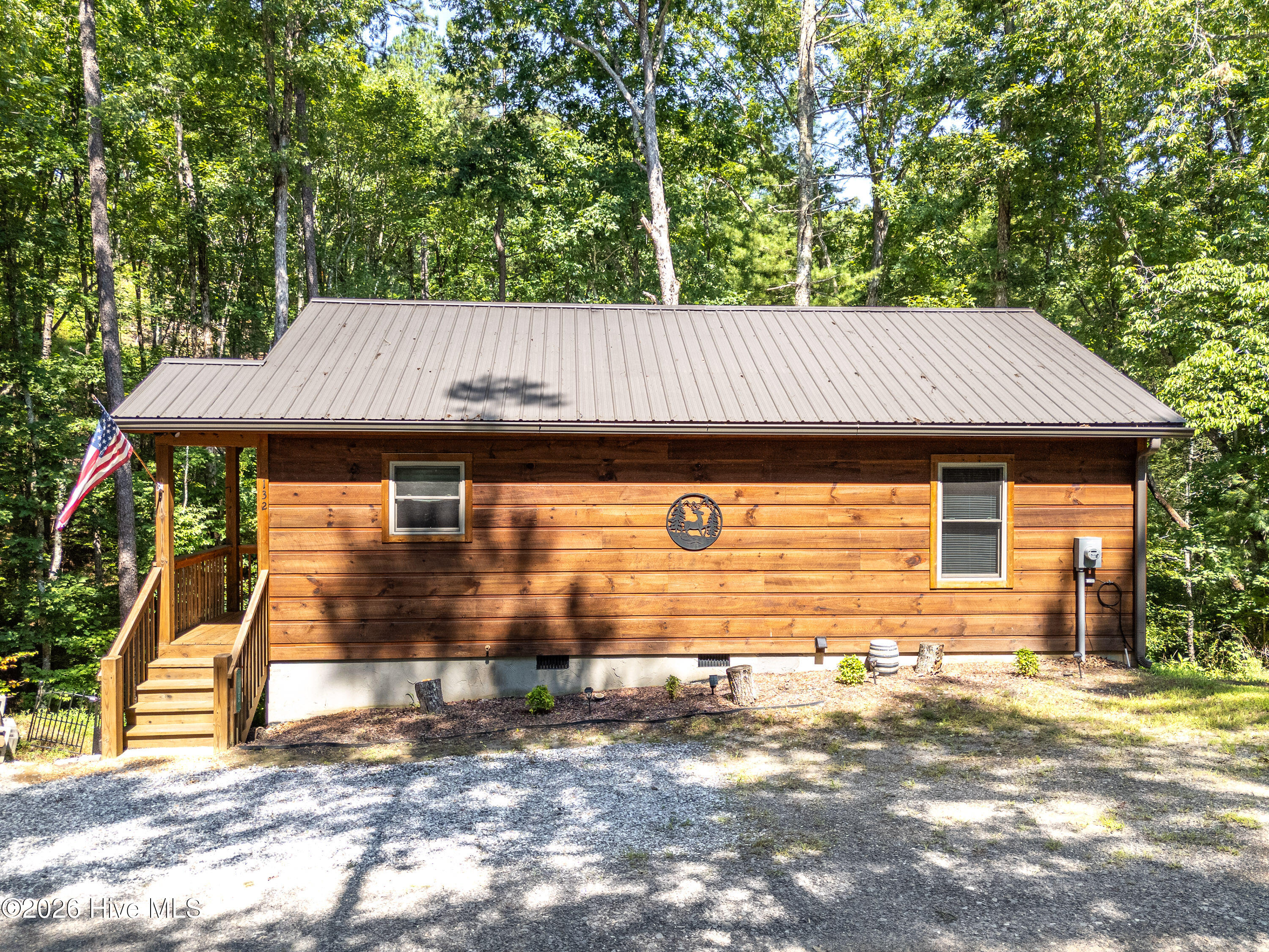 132 Lanes Way Property Photo 2