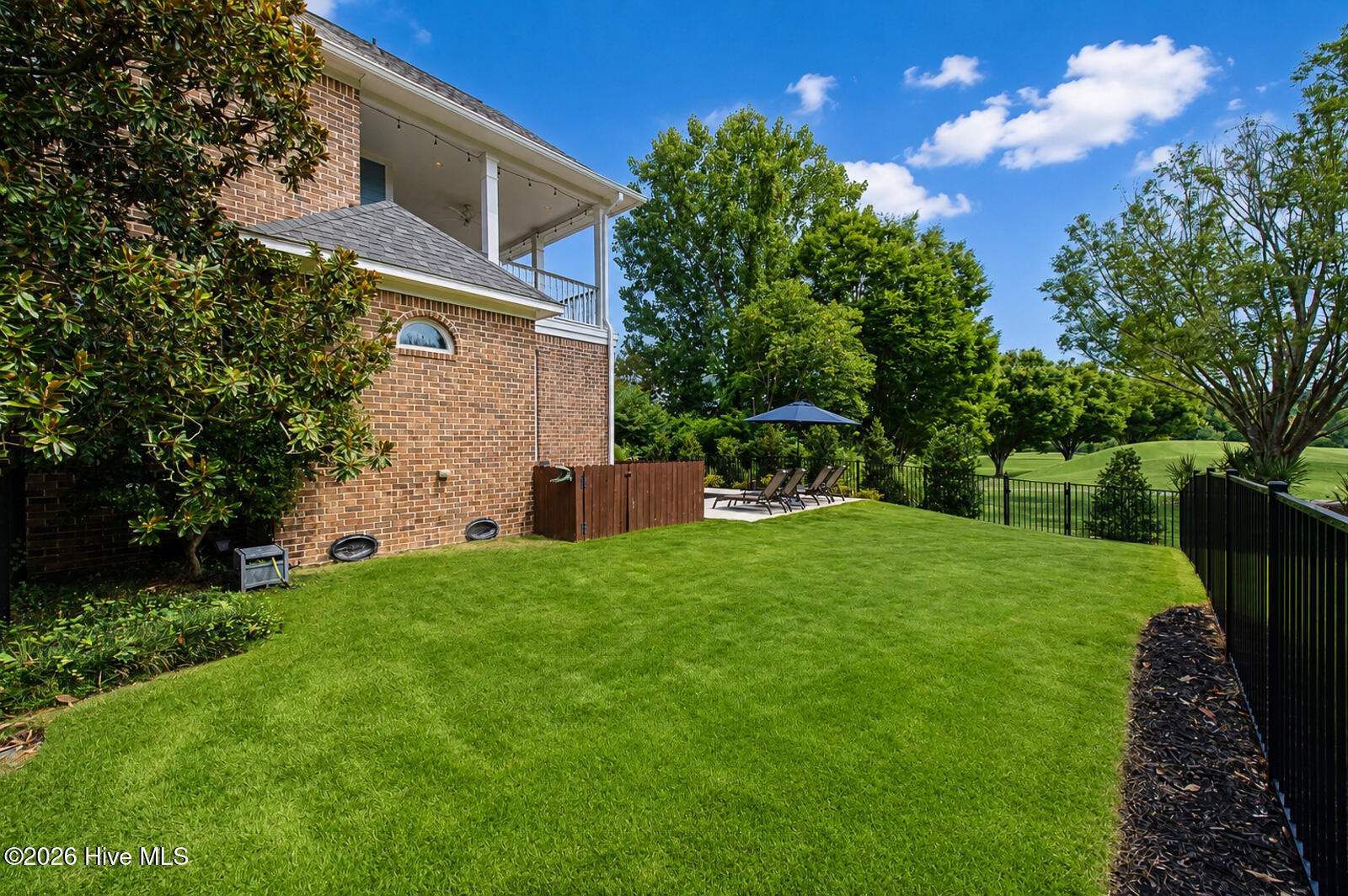 407 E Shoreline Drive Property Photo 45