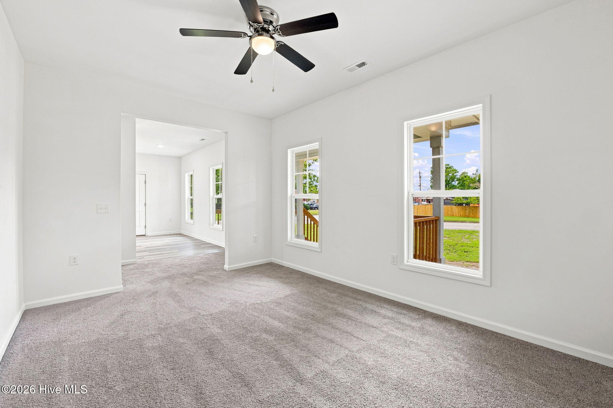 700 N Grace Avenue Property Photo 16