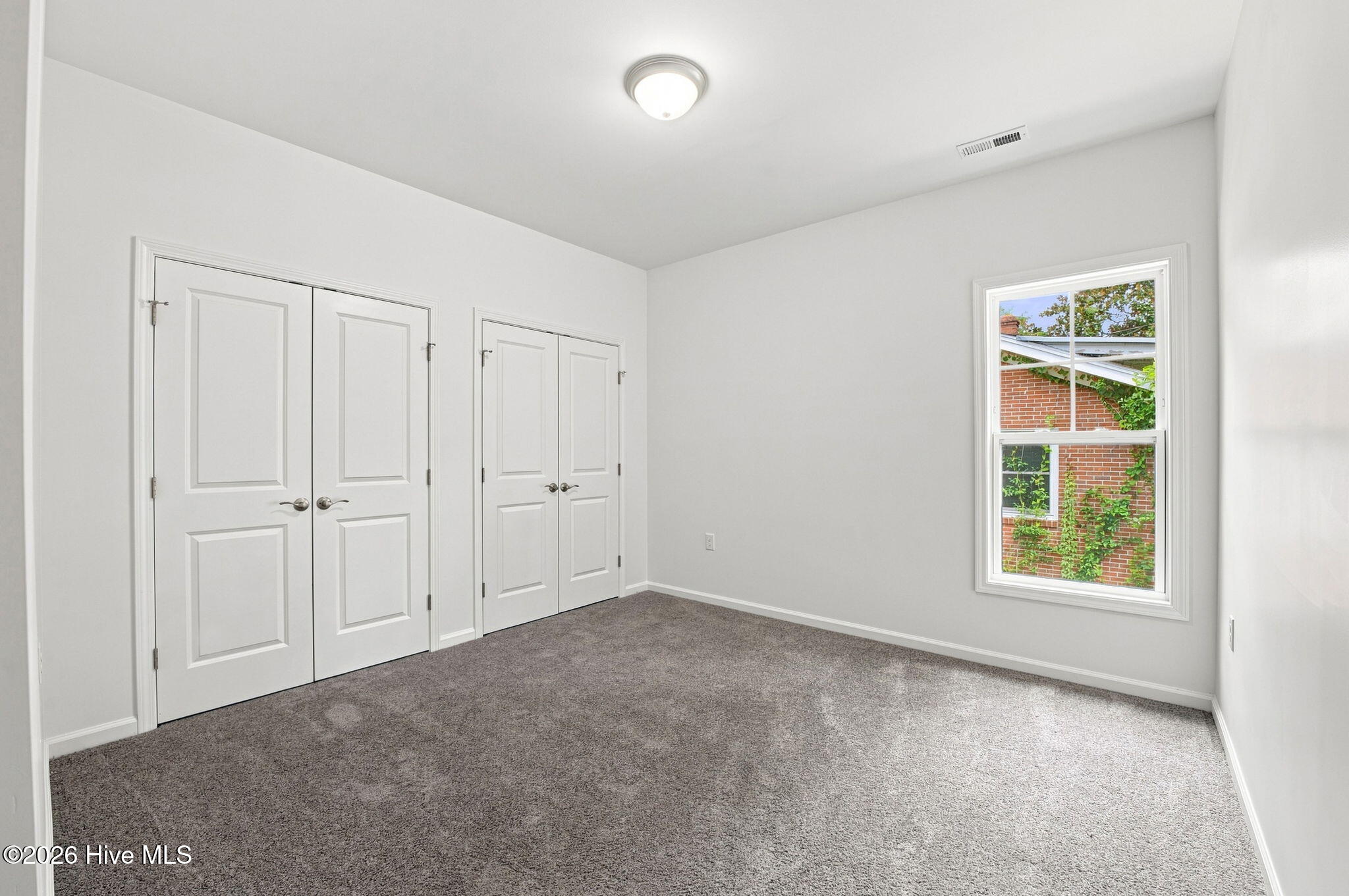 700 N Grace Avenue Property Photo 25