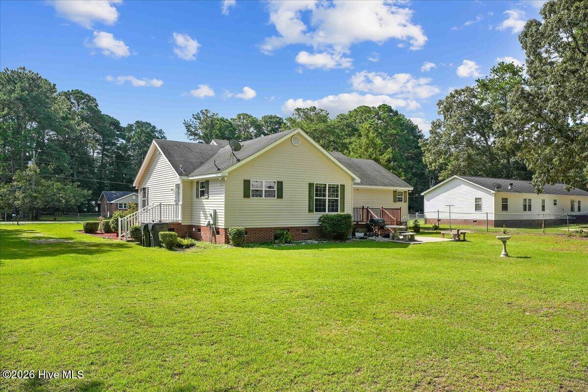 303 Wood Street Property Photo 6