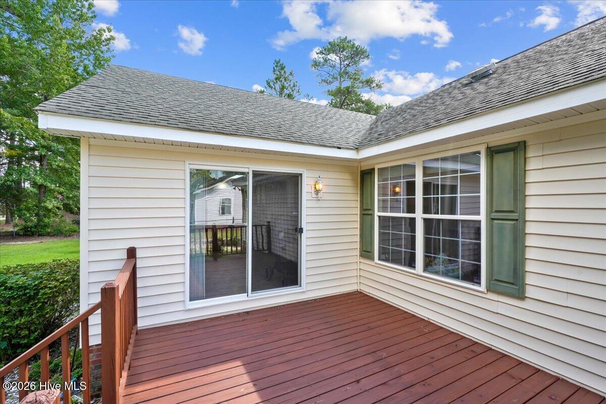 303 Wood Street Property Photo 9