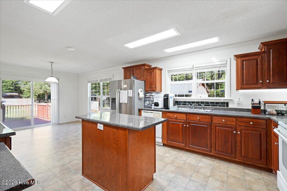 303 Wood Street Property Photo 18