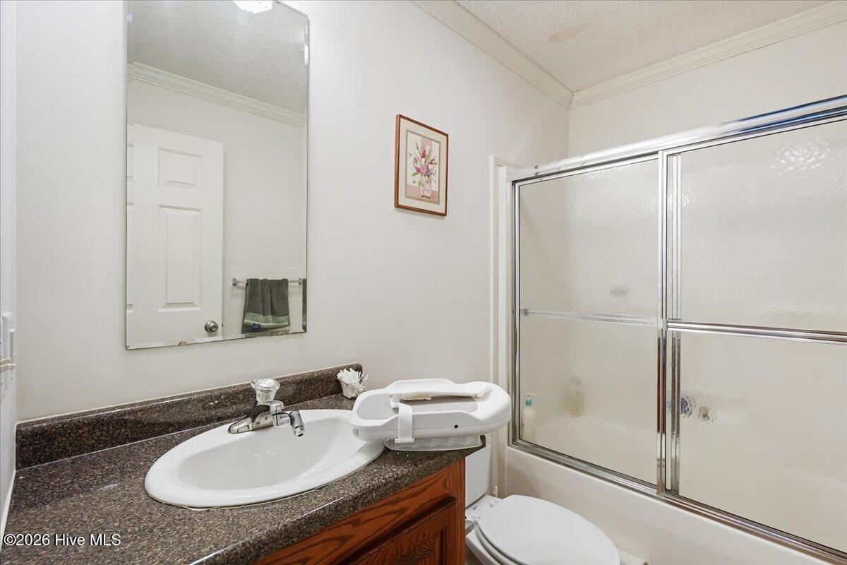 303 Wood Street Property Photo 29