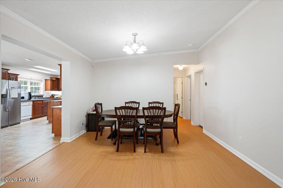 303 Wood Street Property Photo 32
