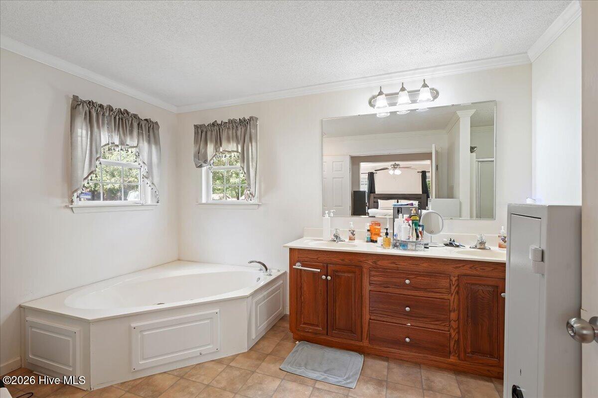 303 Wood Street Property Photo 42