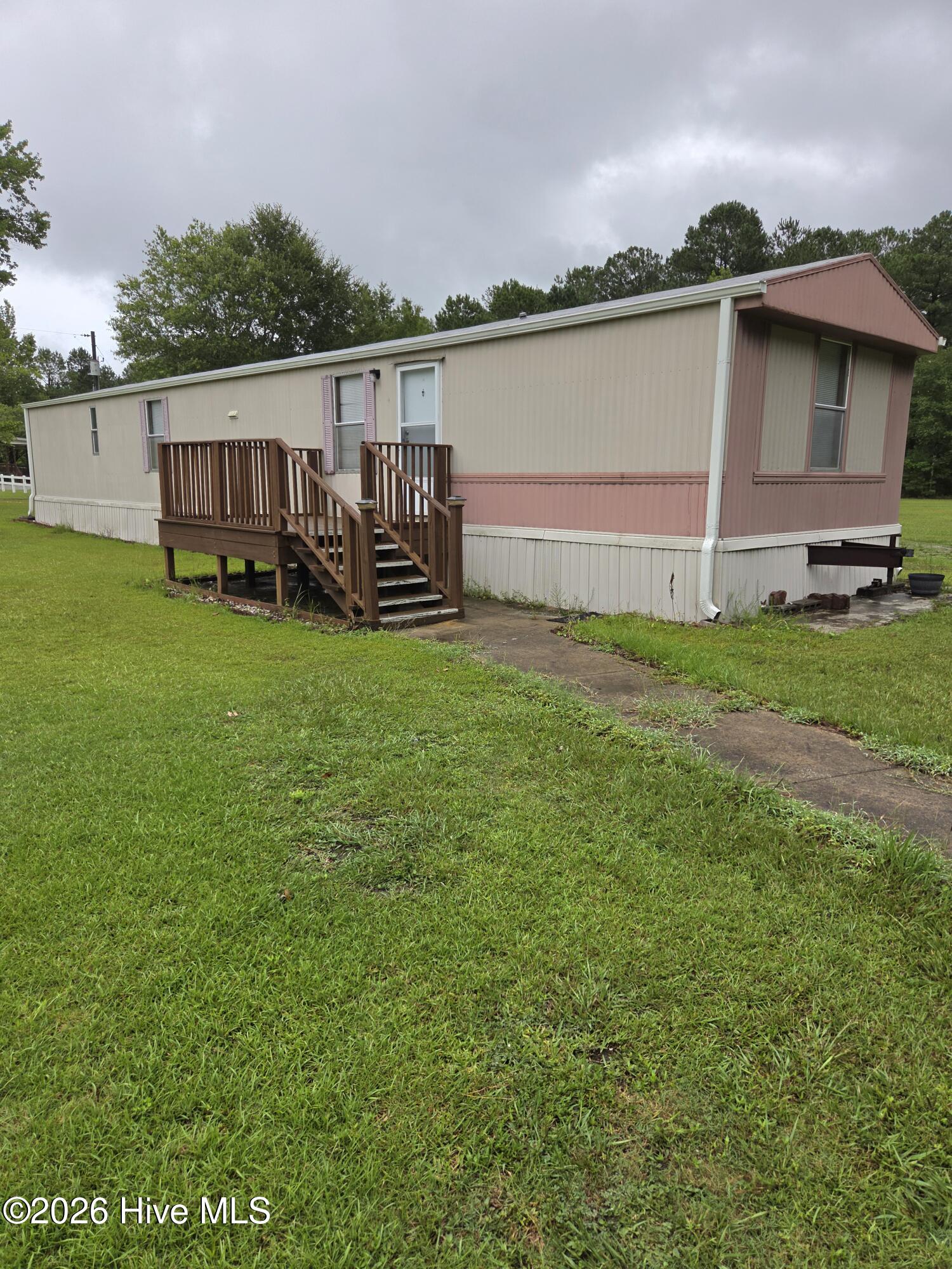 205 26 Meadow Lane E Property Photo 4