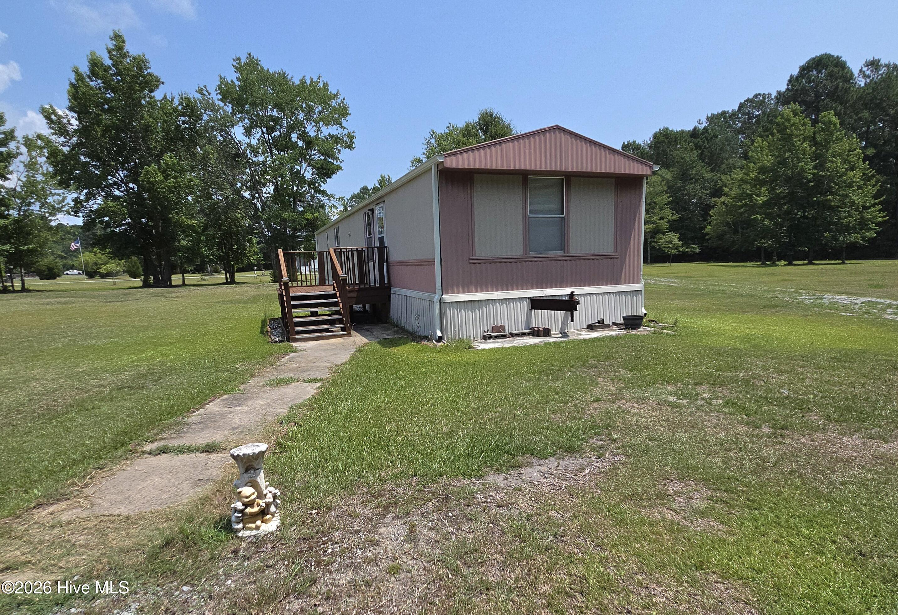 205 26 Meadow Lane E Property Photo 16